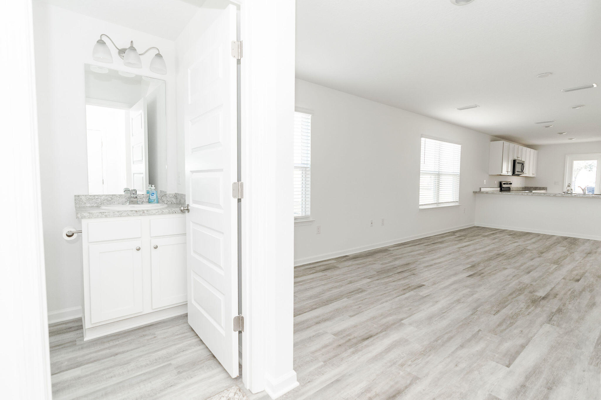 OWL'S HEAD - Residential Lease