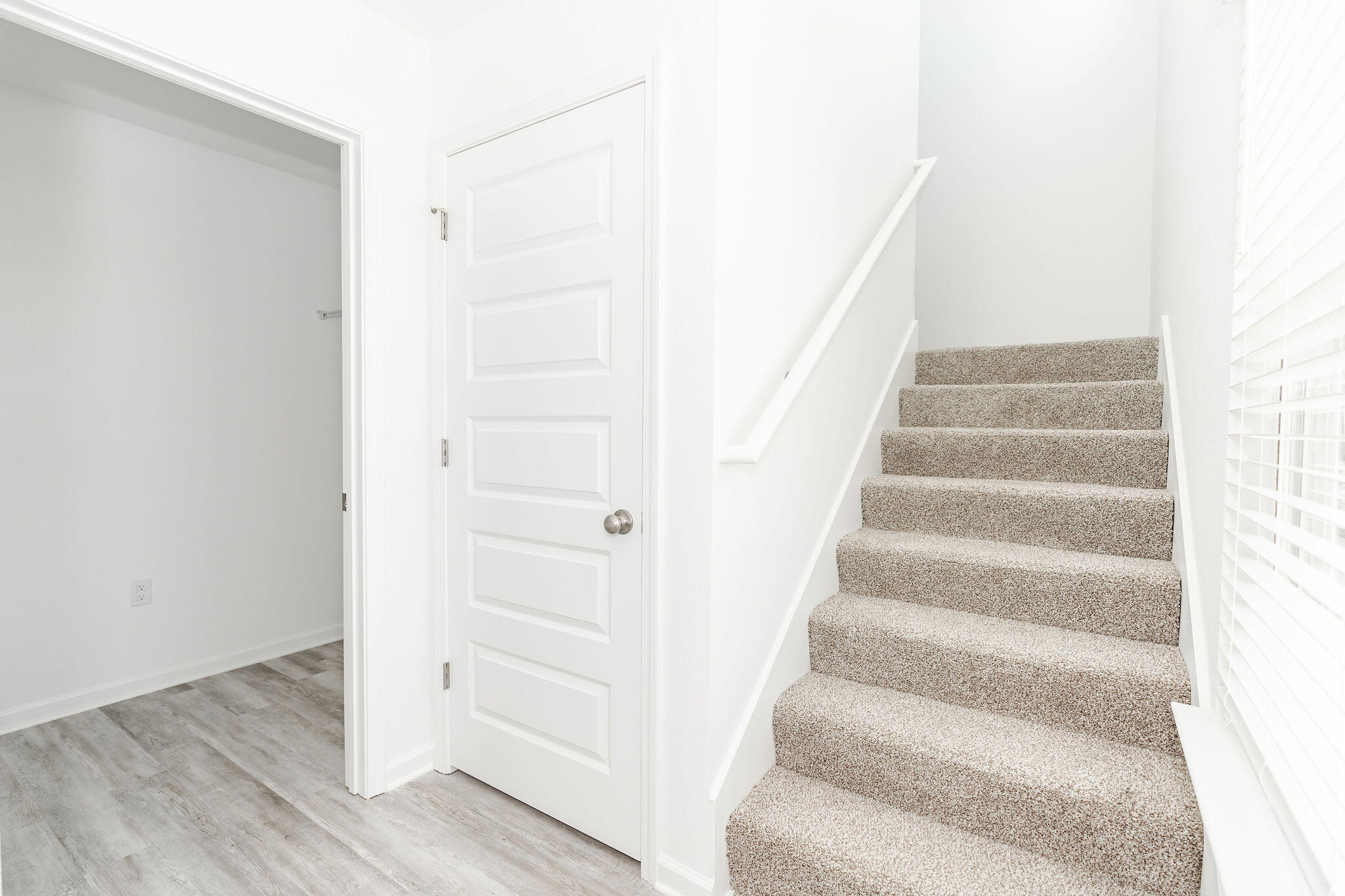 OWL'S HEAD - Residential Lease