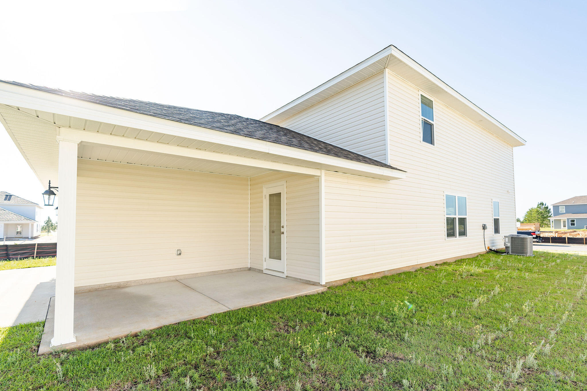 OWL'S HEAD - Residential Lease