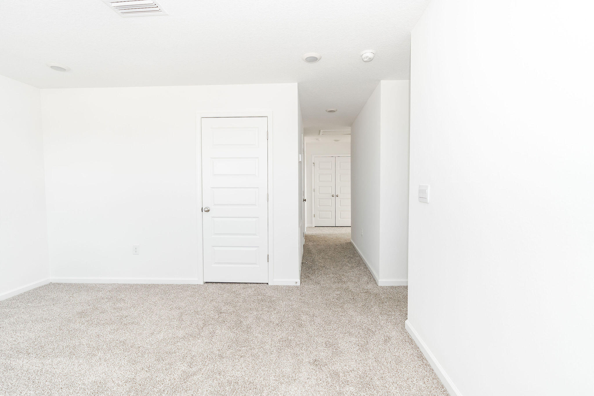 OWL'S HEAD - Residential Lease