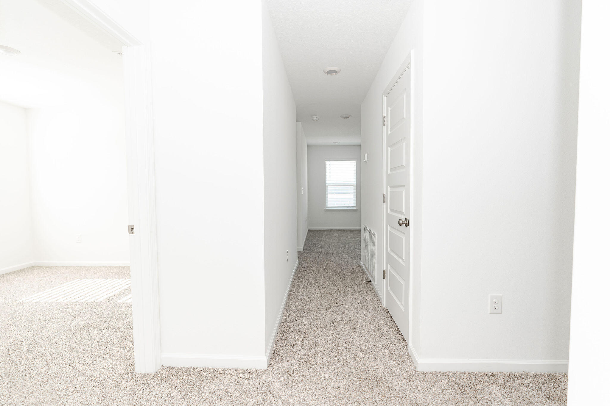 OWL'S HEAD - Residential Lease