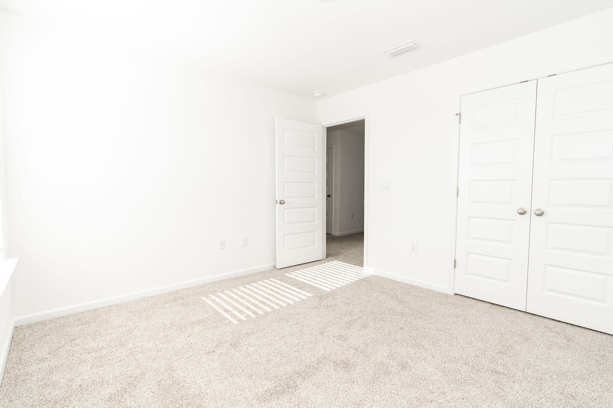 OWL'S HEAD - Residential Lease