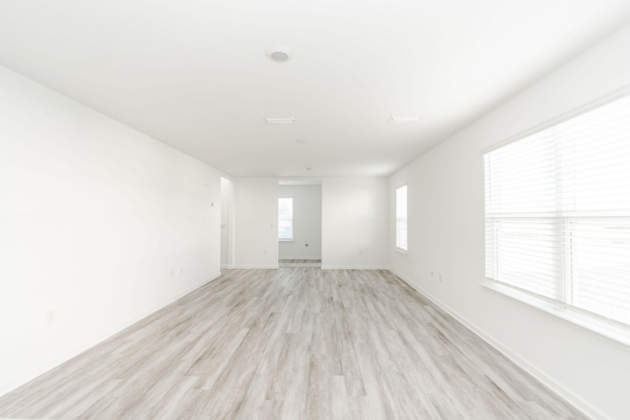 OWL'S HEAD - Residential Lease