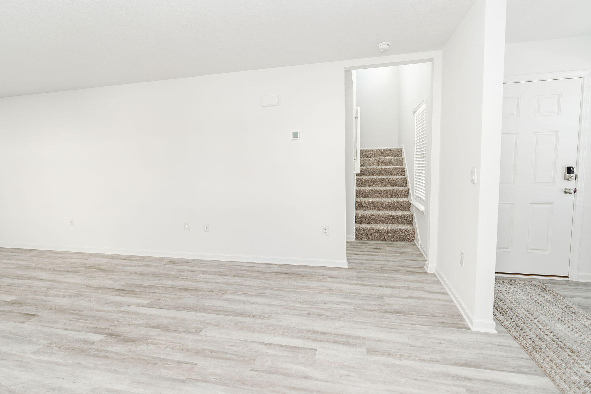 OWL'S HEAD - Residential Lease