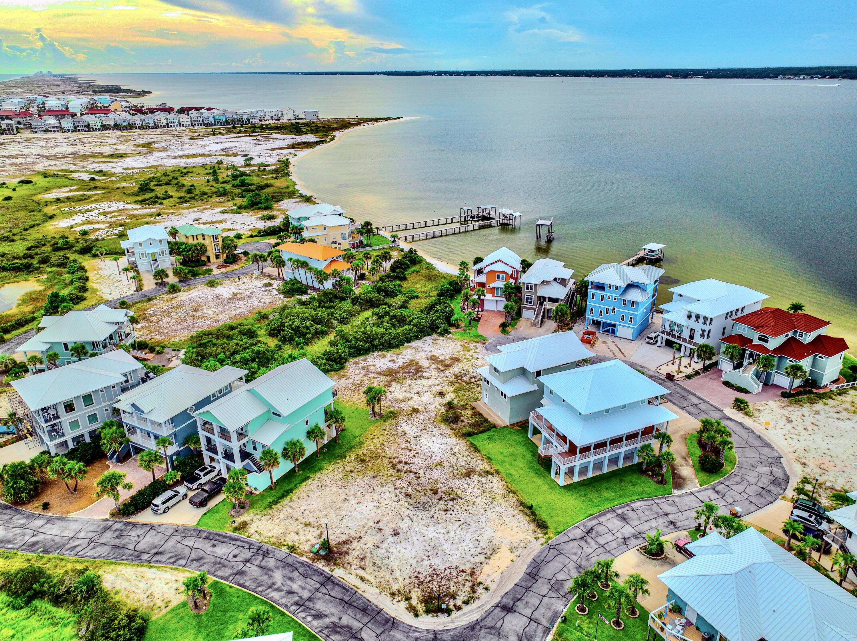 Caribbean Isle - Land