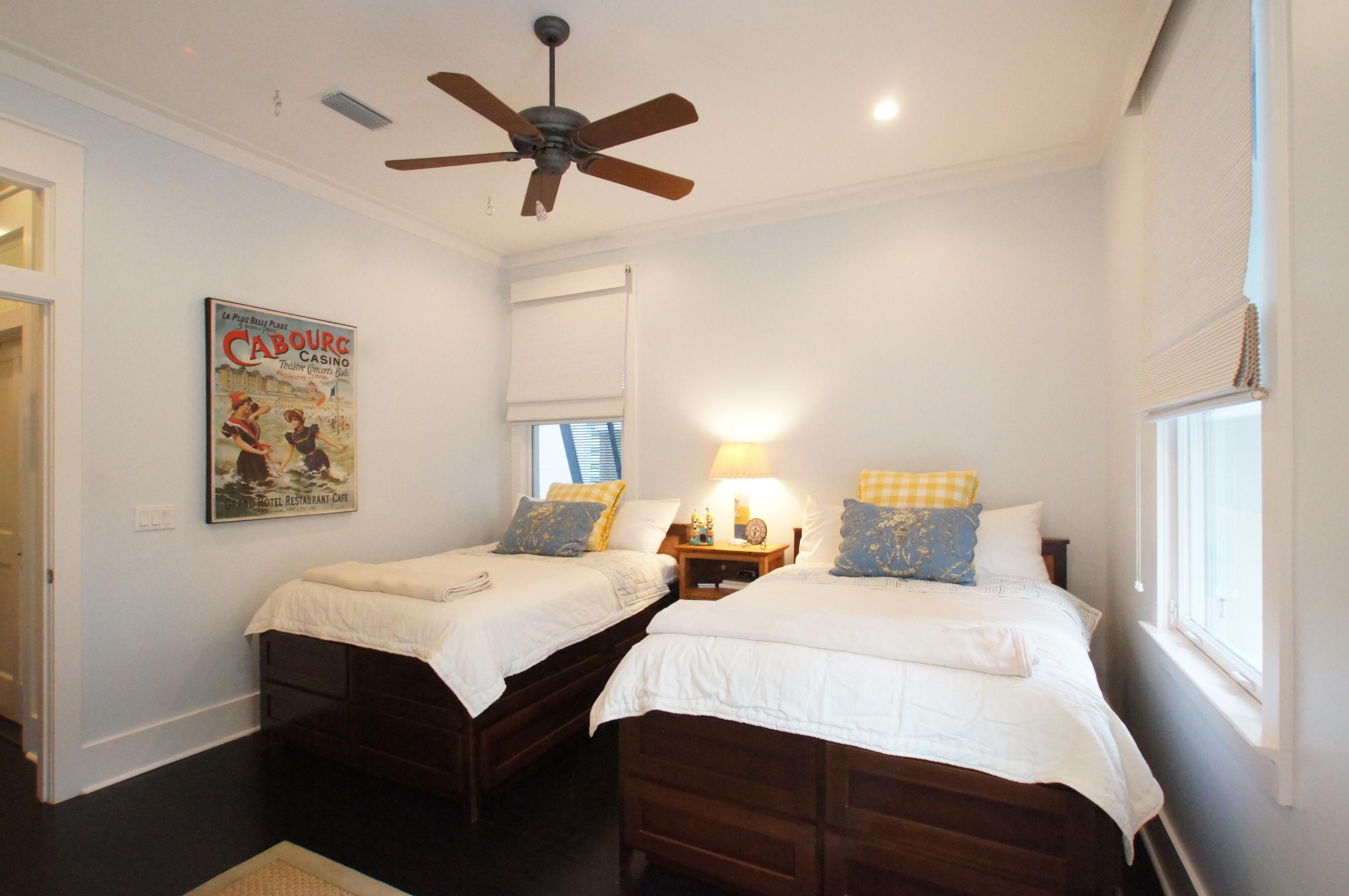 FRANGISTA BEACH 1ST ADDN - Residential