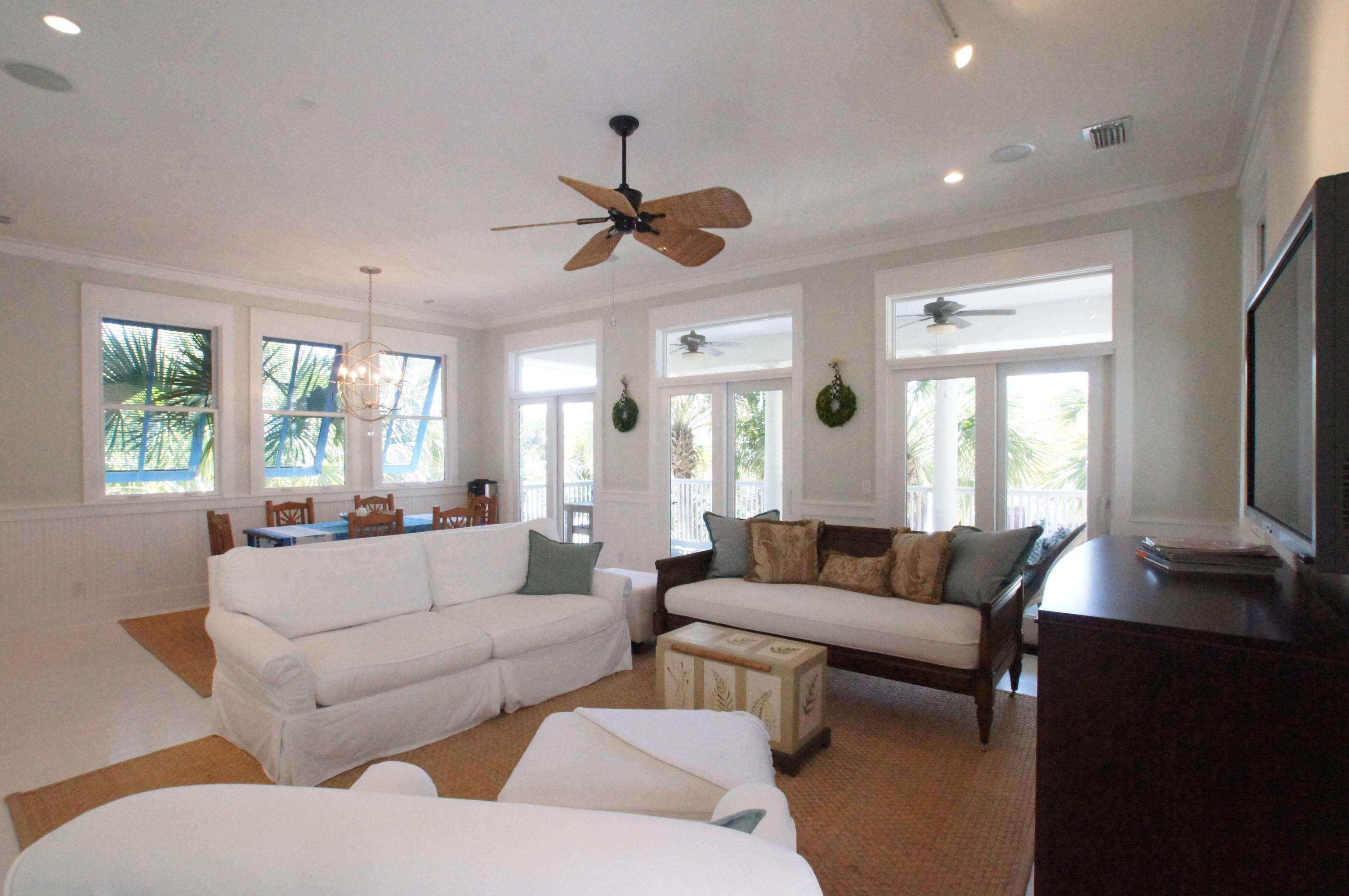 FRANGISTA BEACH 1ST ADDN - Residential