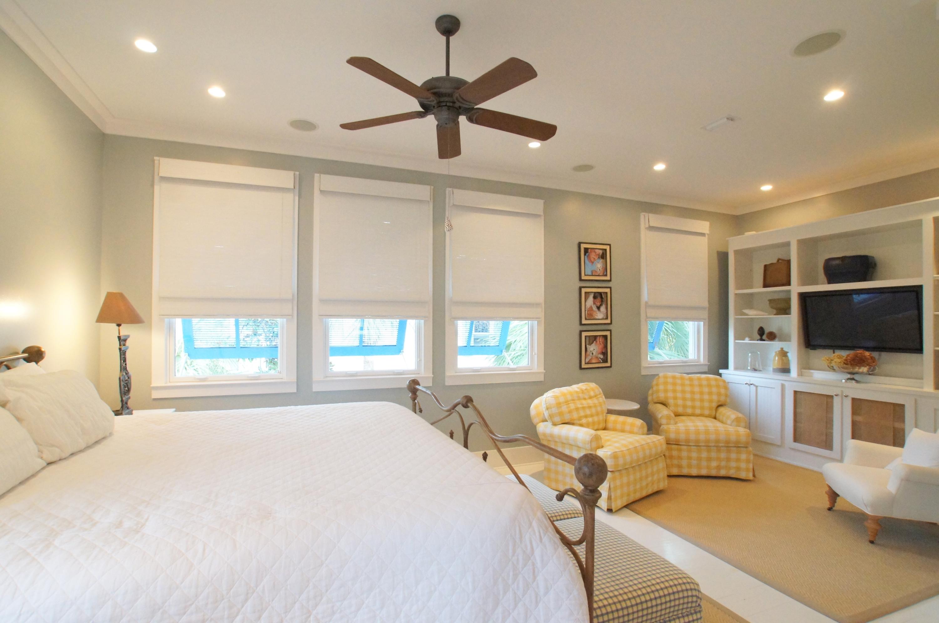 FRANGISTA BEACH 1ST ADDN - Residential