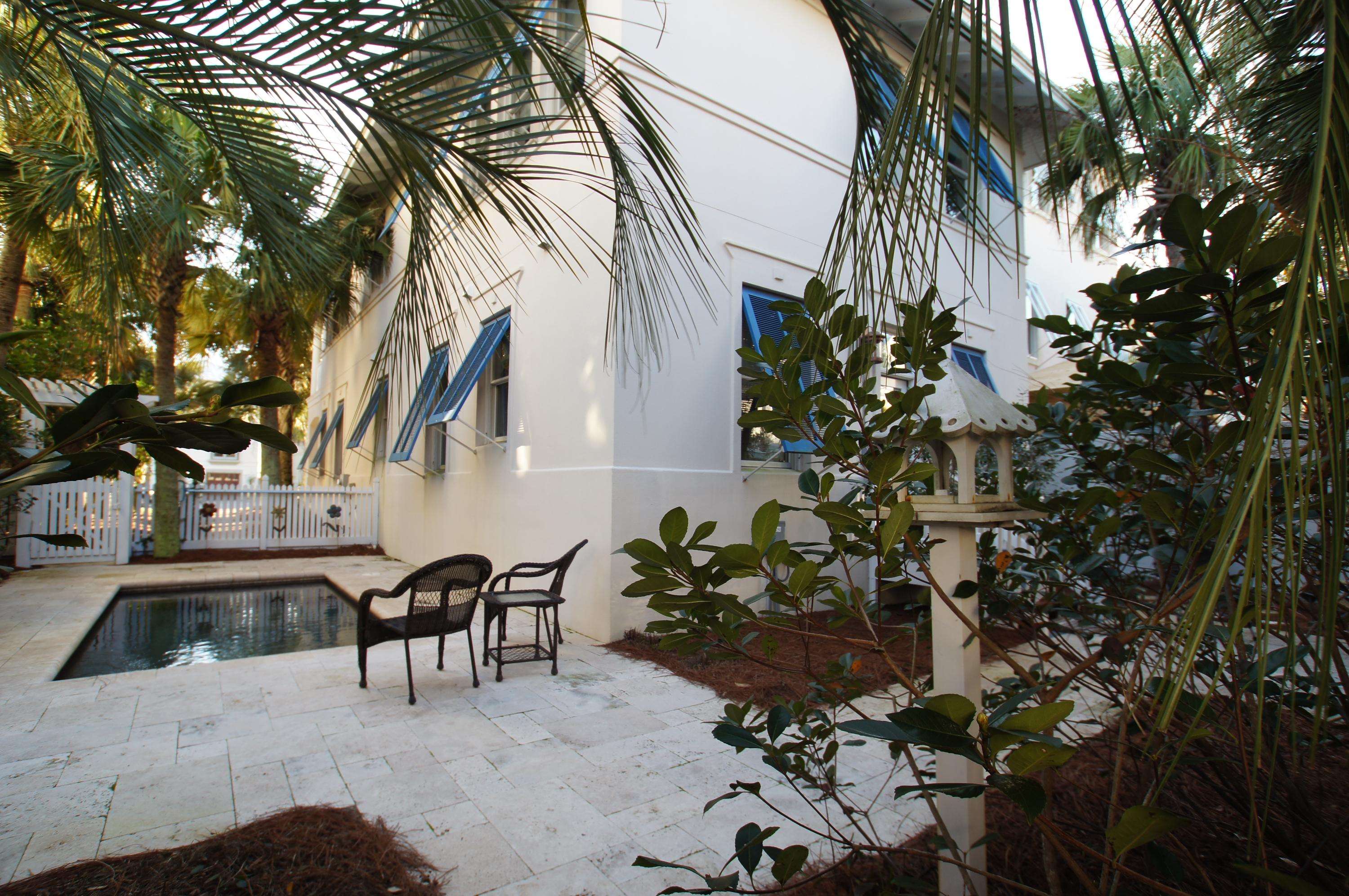 FRANGISTA BEACH 1ST ADDN - Residential