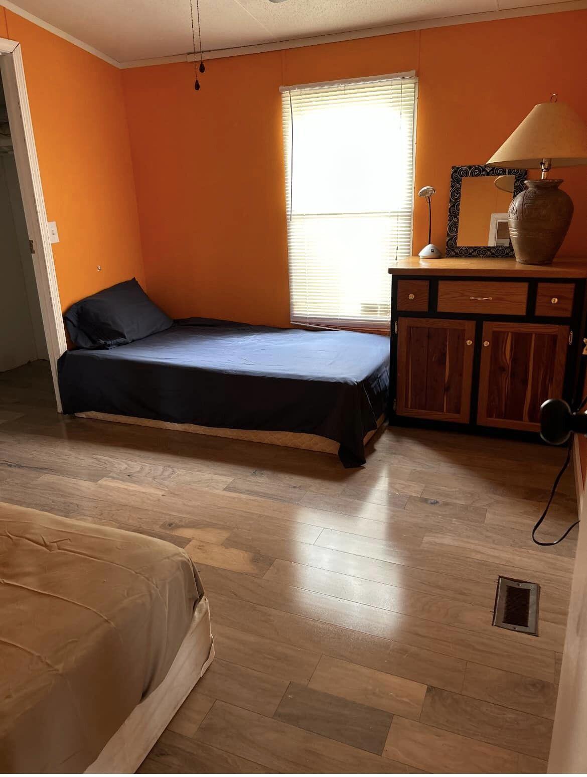 PARADISE ISLAND - Residential Lease