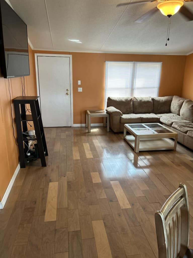 PARADISE ISLAND - Residential Lease