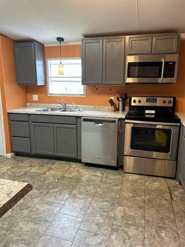 PARADISE ISLAND - Residential Lease