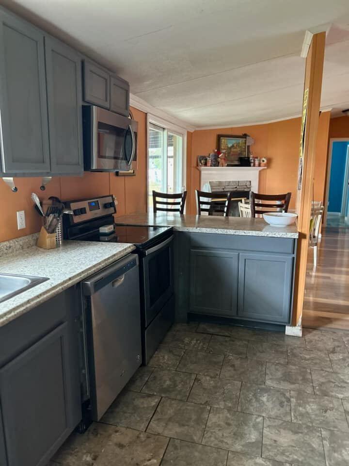 PARADISE ISLAND - Residential Lease