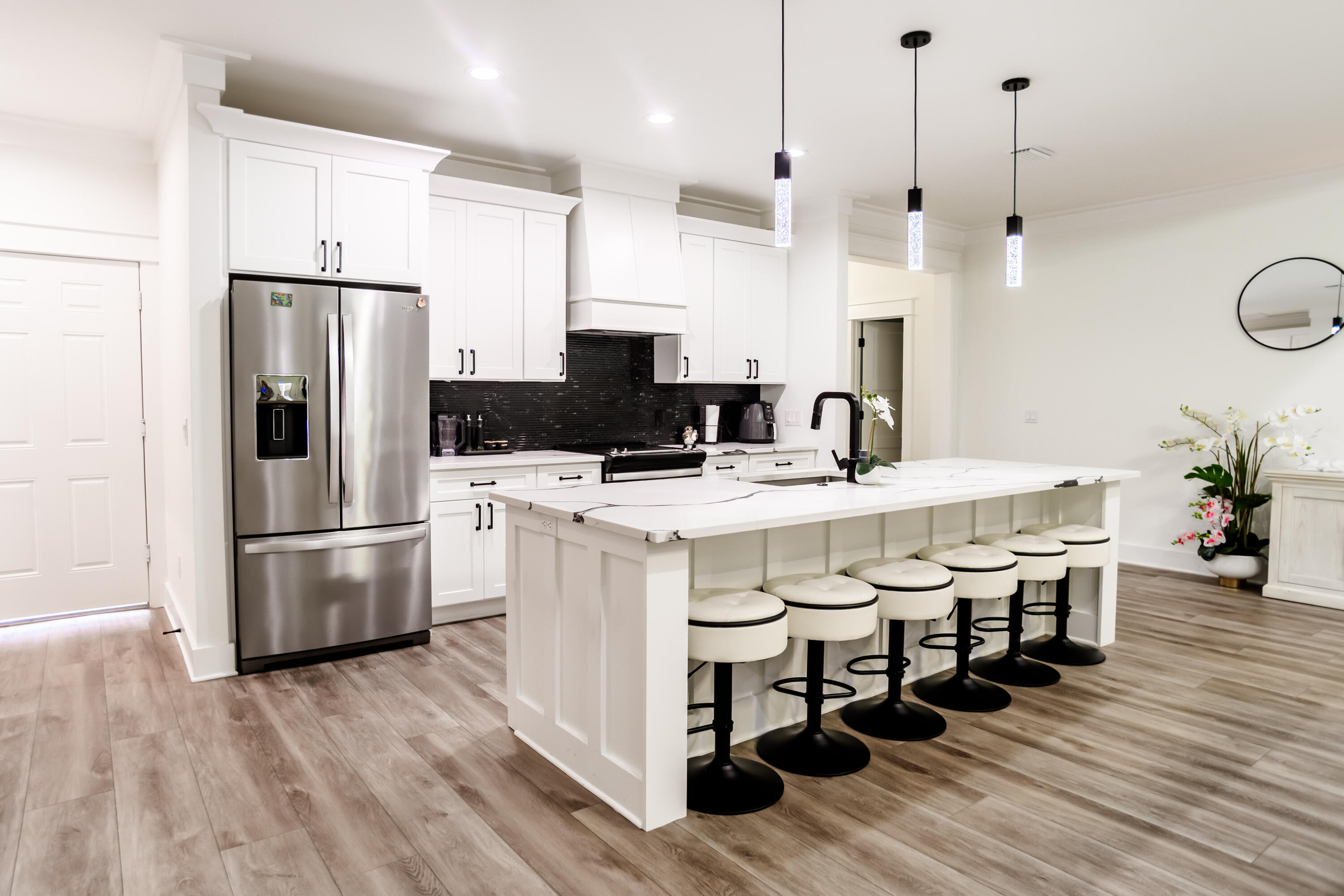 EMERALD SHORES - Residential