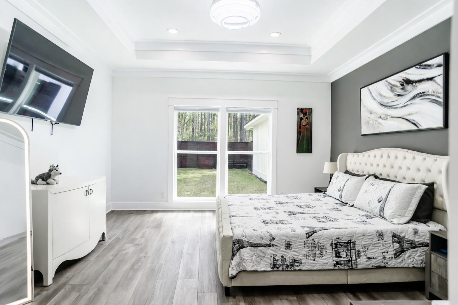 EMERALD SHORES - Residential