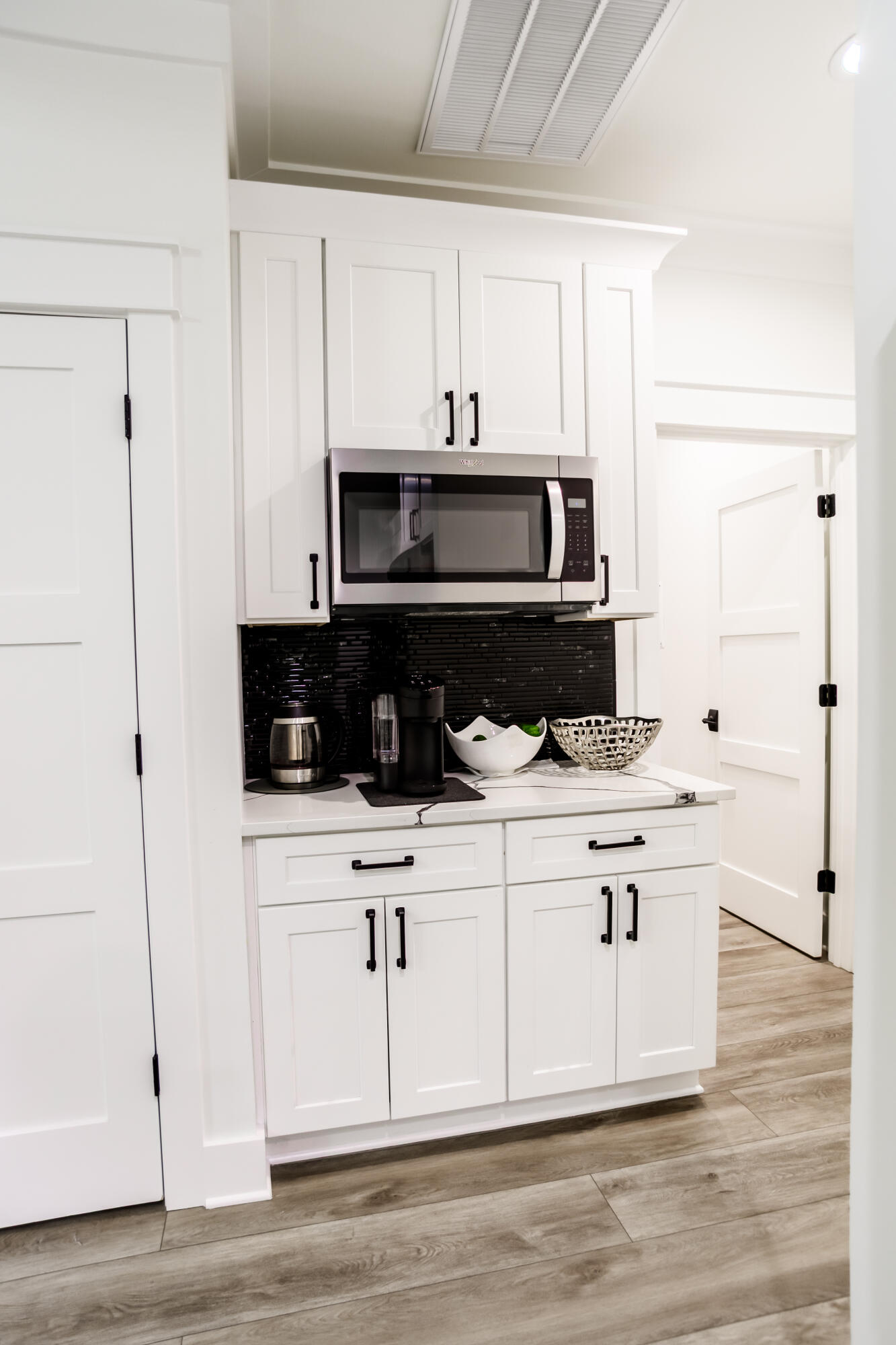 EMERALD SHORES - Residential