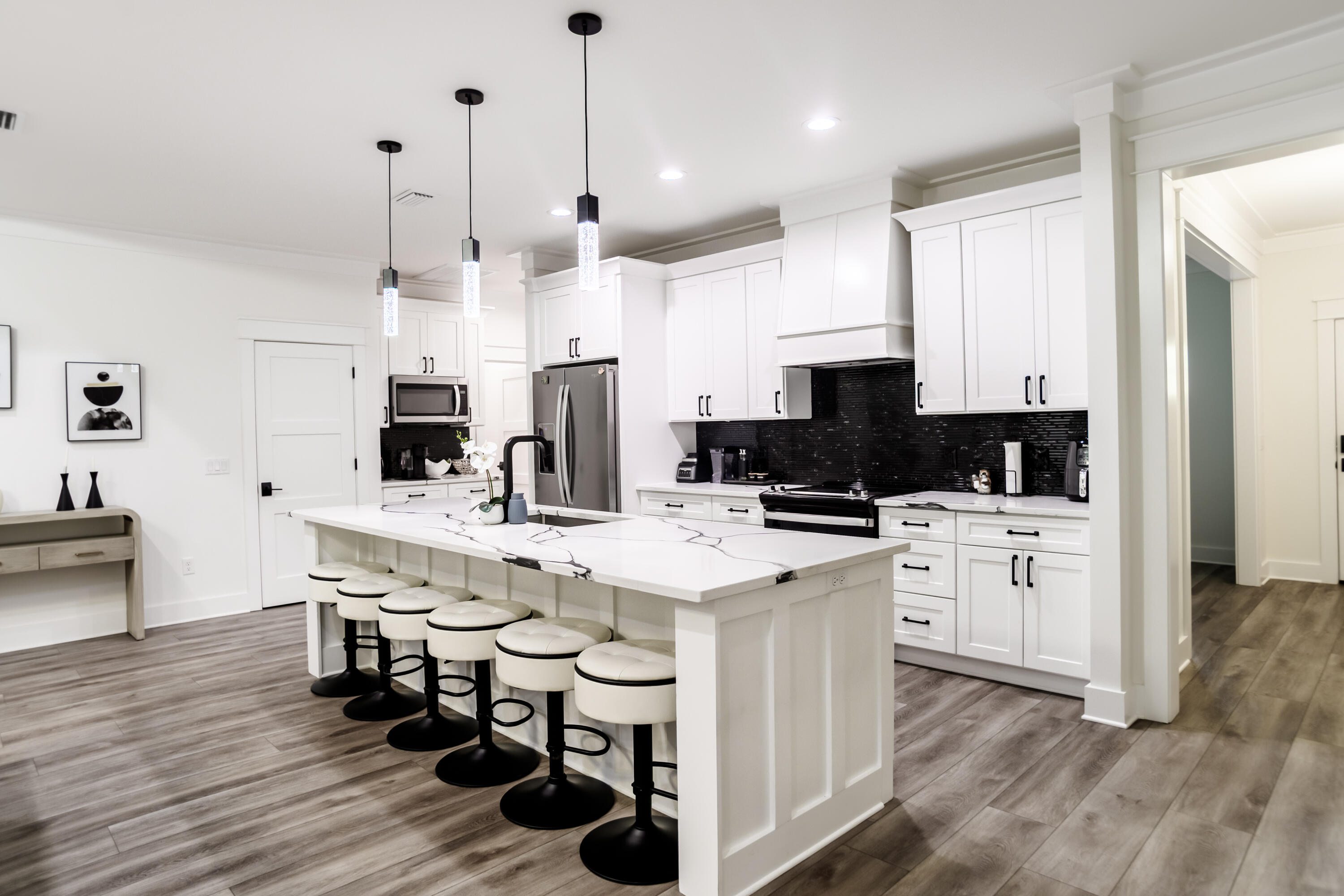 EMERALD SHORES - Residential