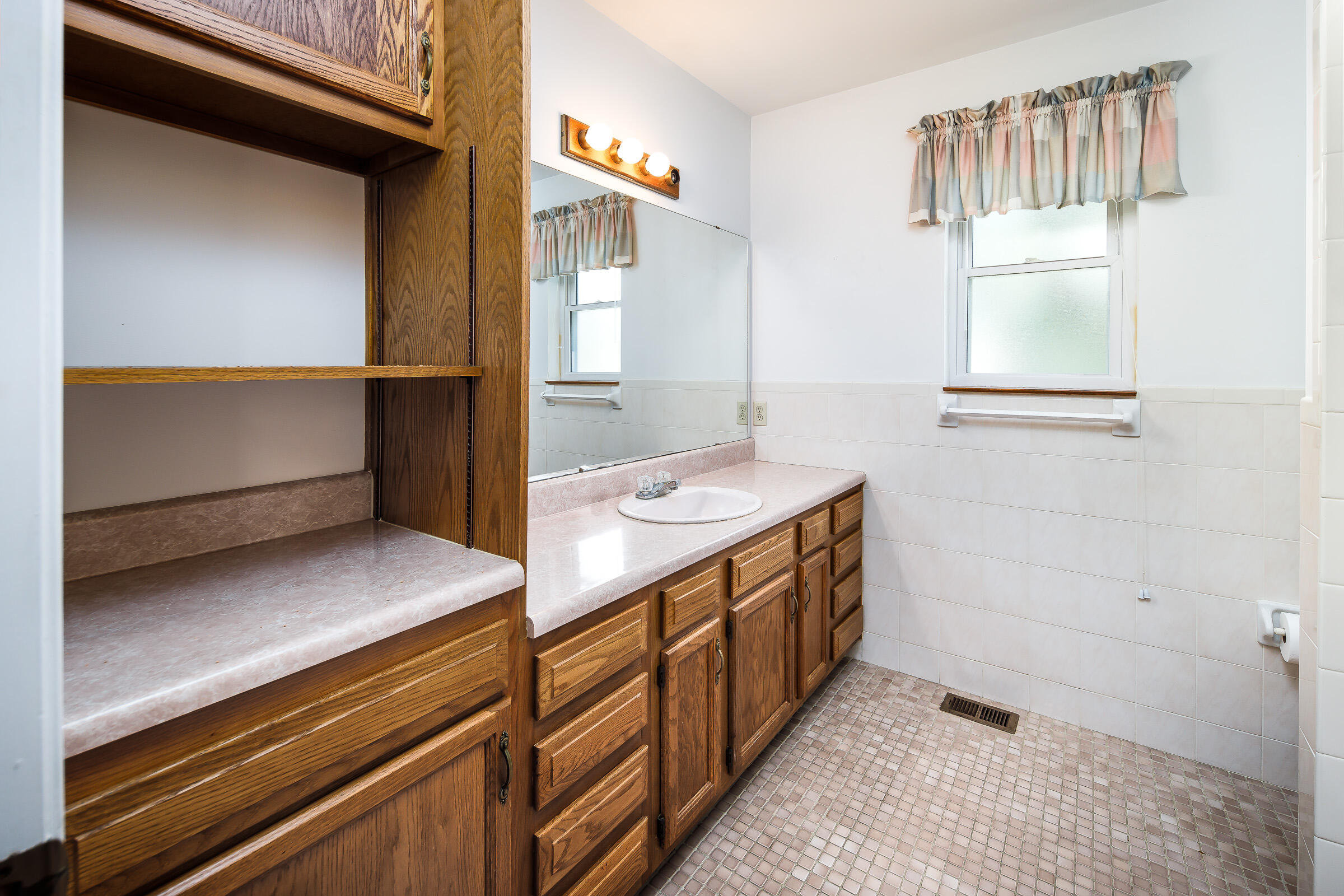 Garniers Beach - Residential