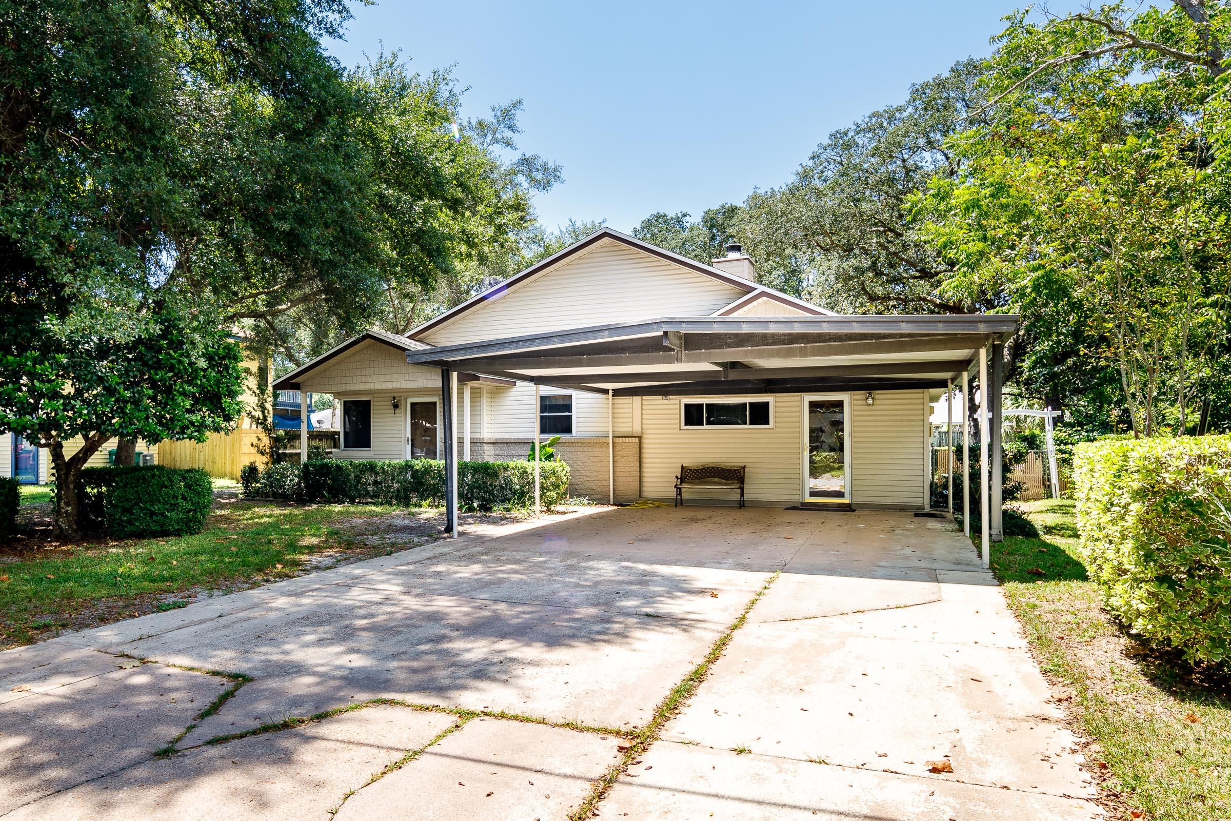 Garniers Beach - Residential