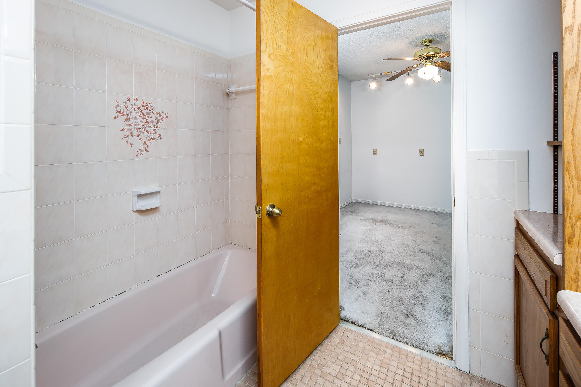 Garniers Beach - Residential