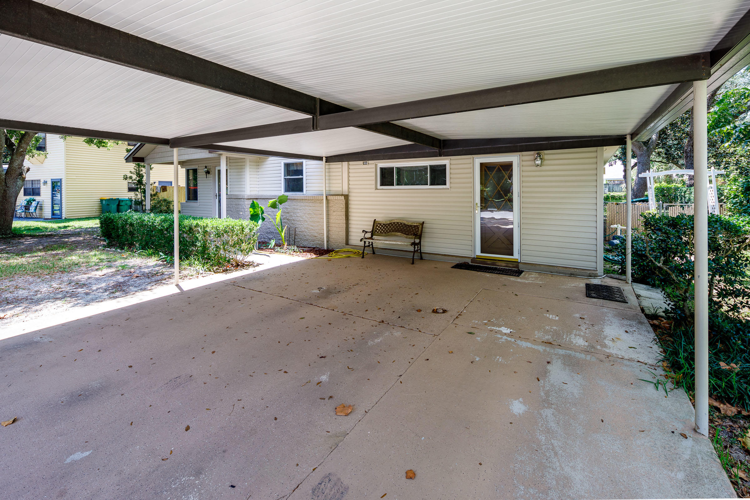 Garniers Beach - Residential