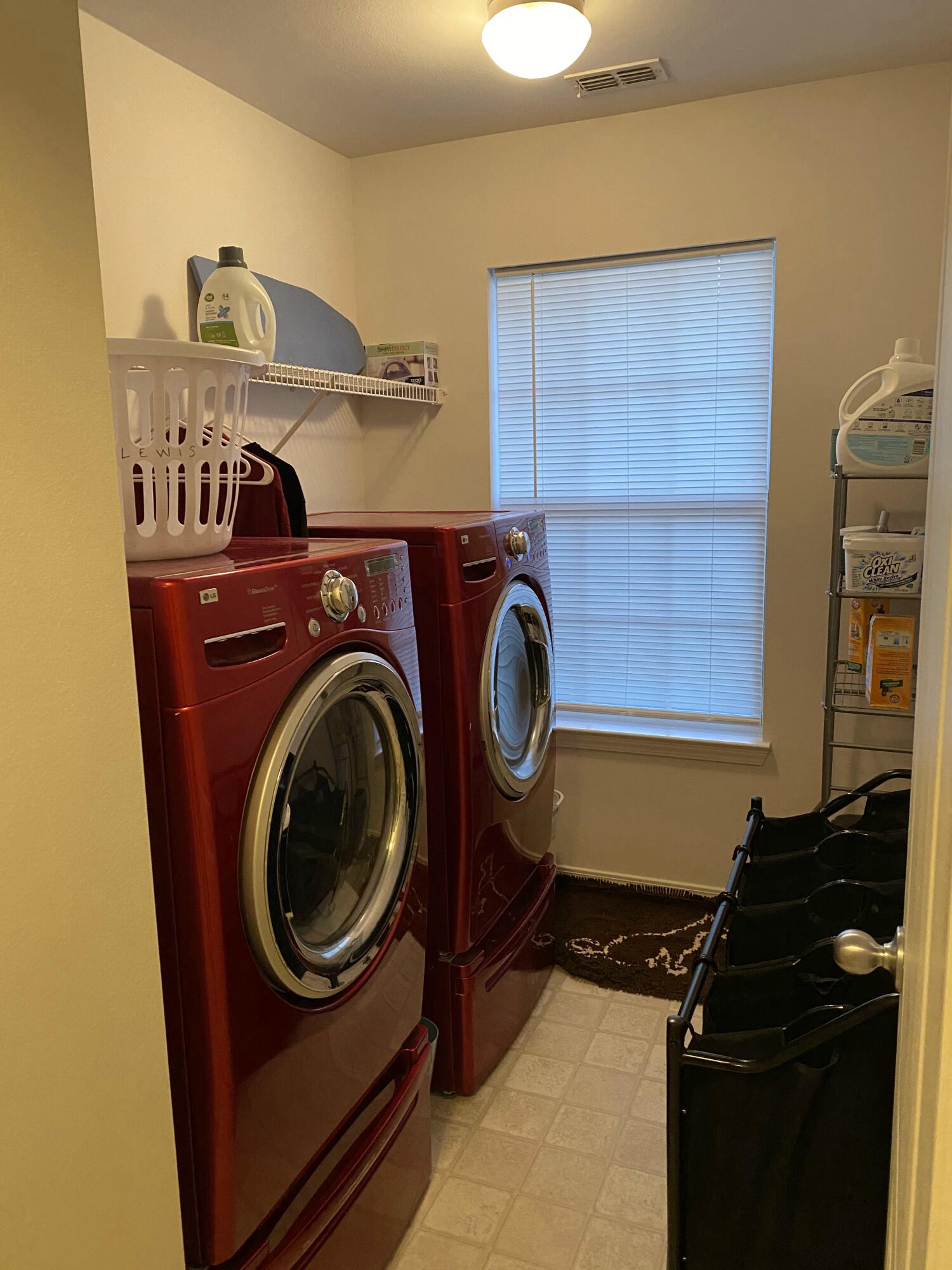 SANDY RIDGE ESTATES - Residential Lease