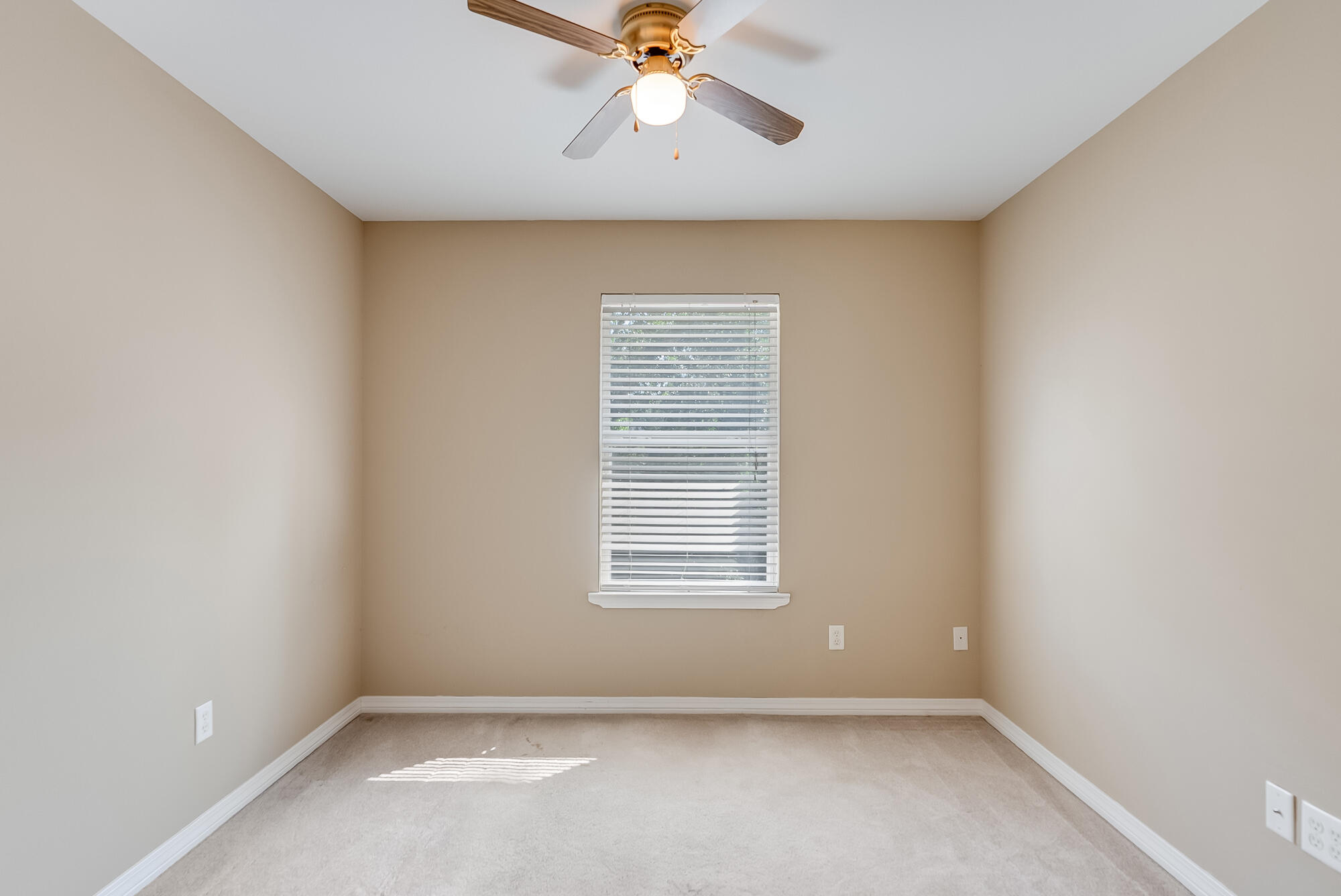 CRESTVIEW - Residential