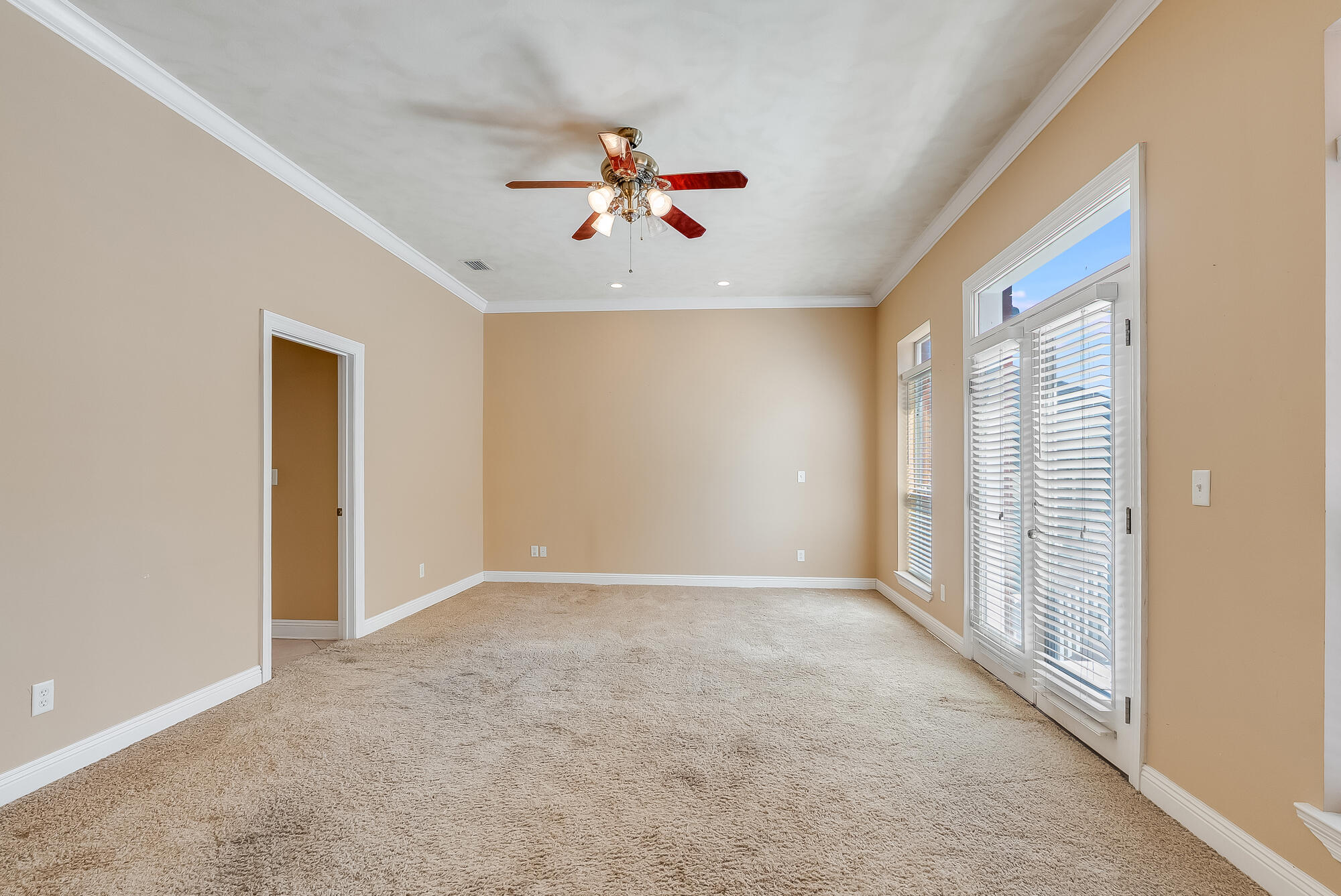 CRESTVIEW - Residential