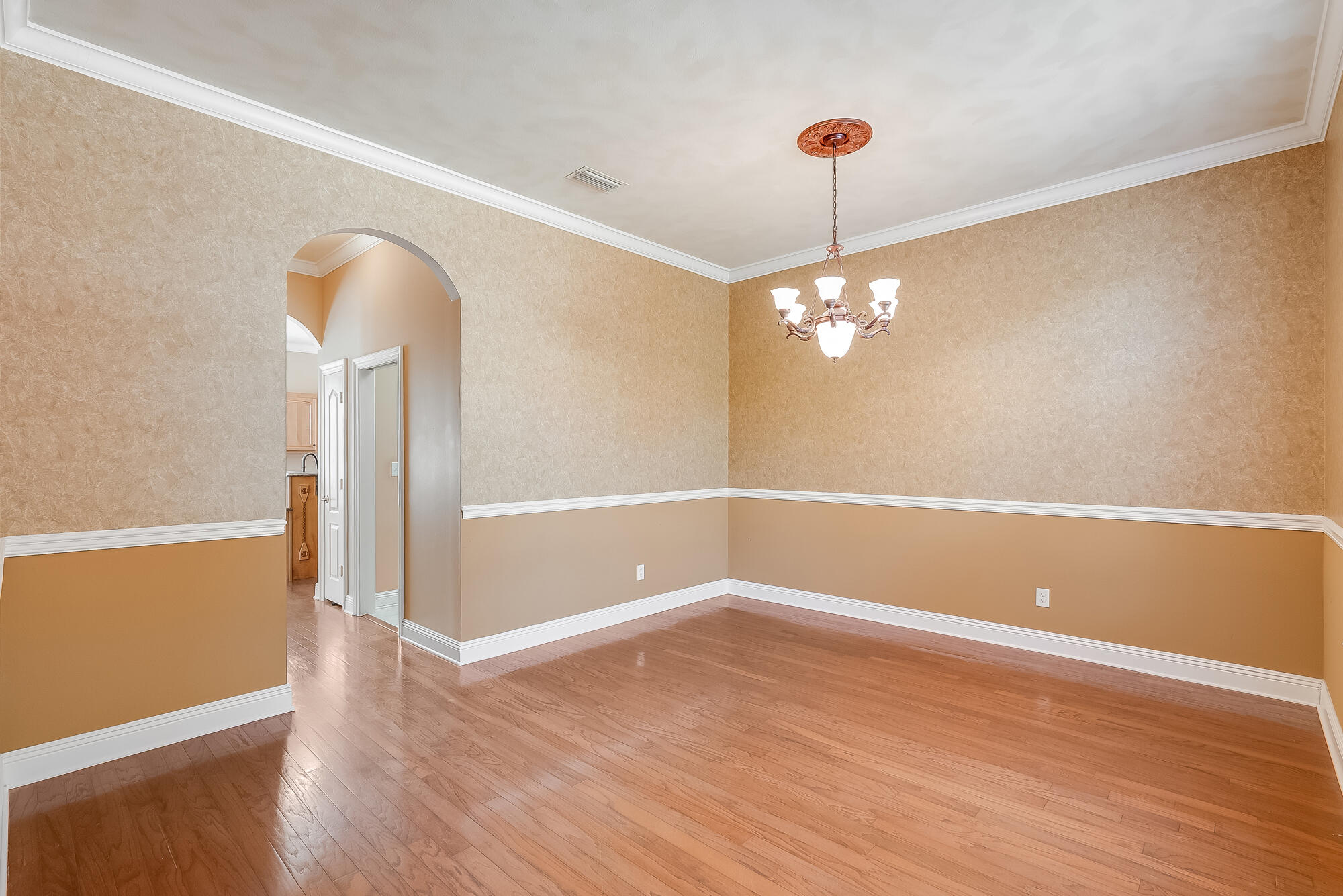 CRESTVIEW - Residential