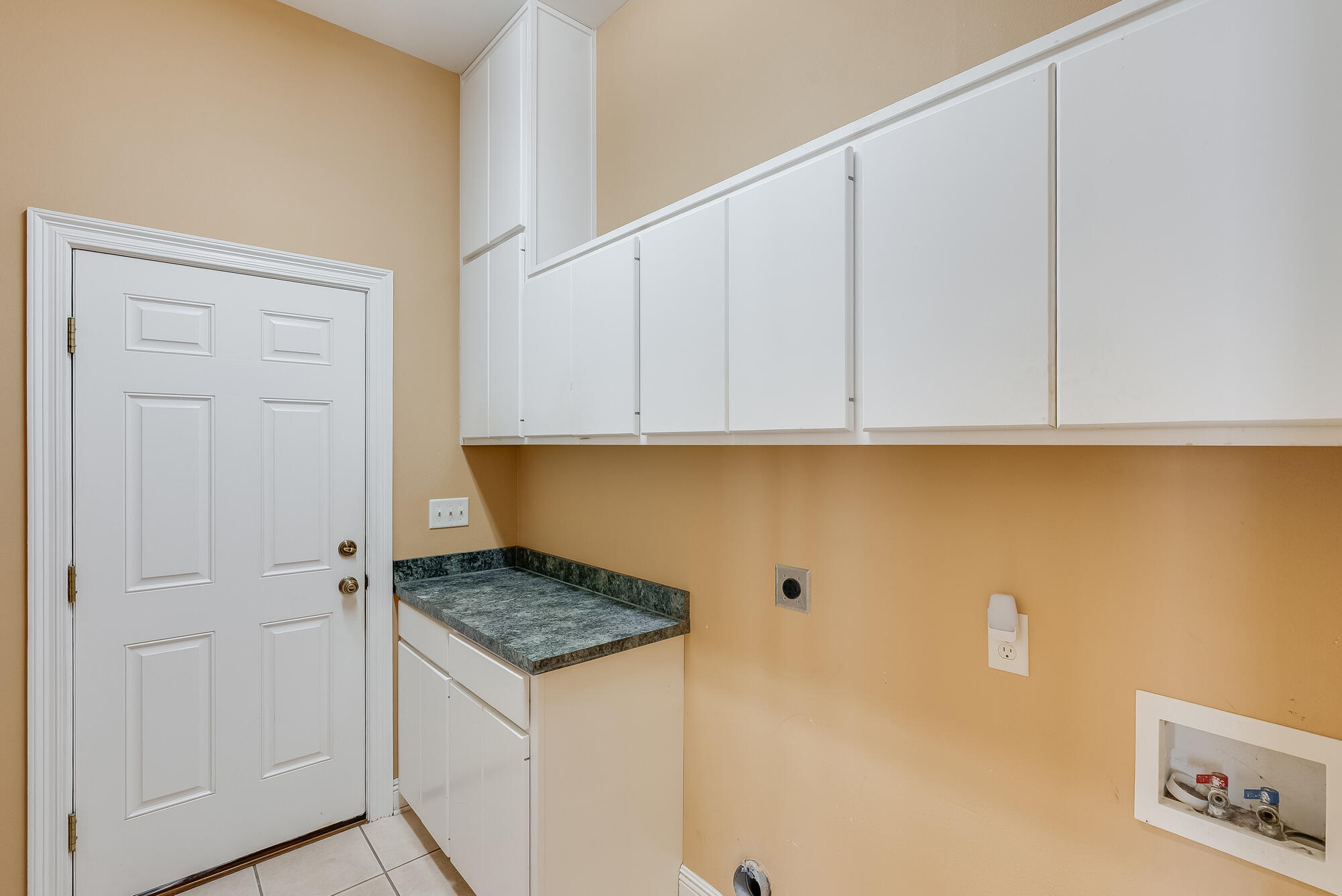 CRESTVIEW - Residential