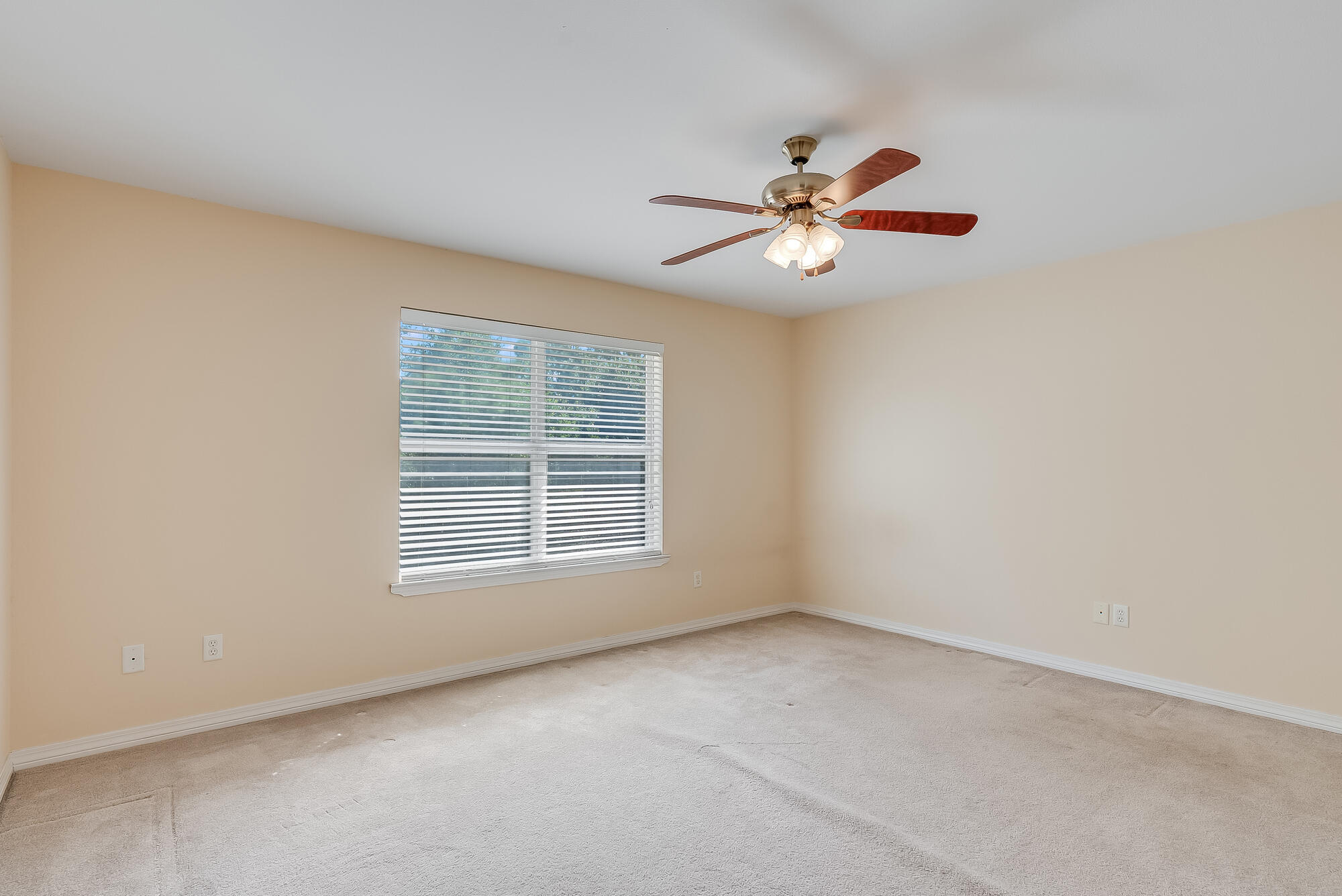 CRESTVIEW - Residential