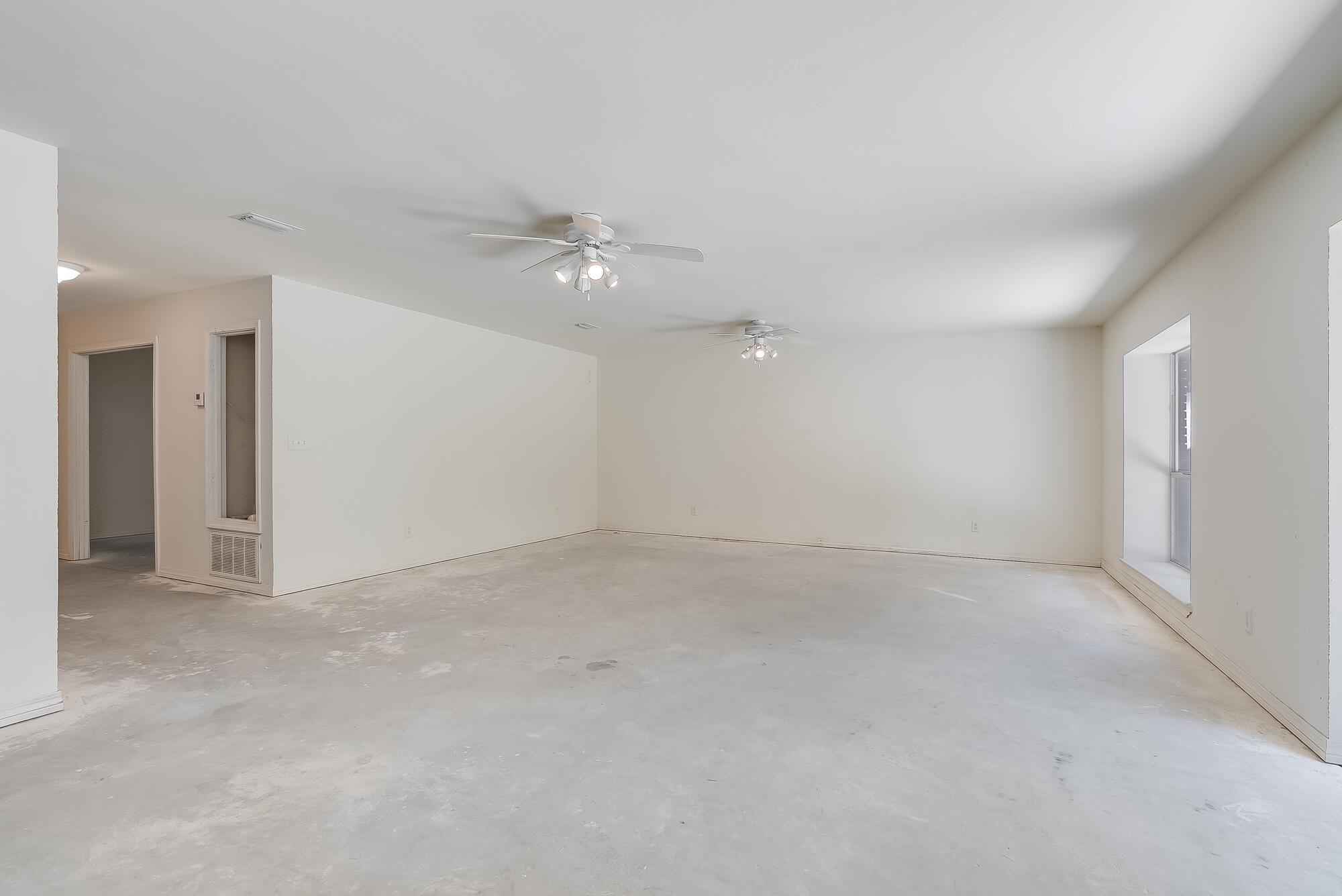 CRESTVIEW - Residential