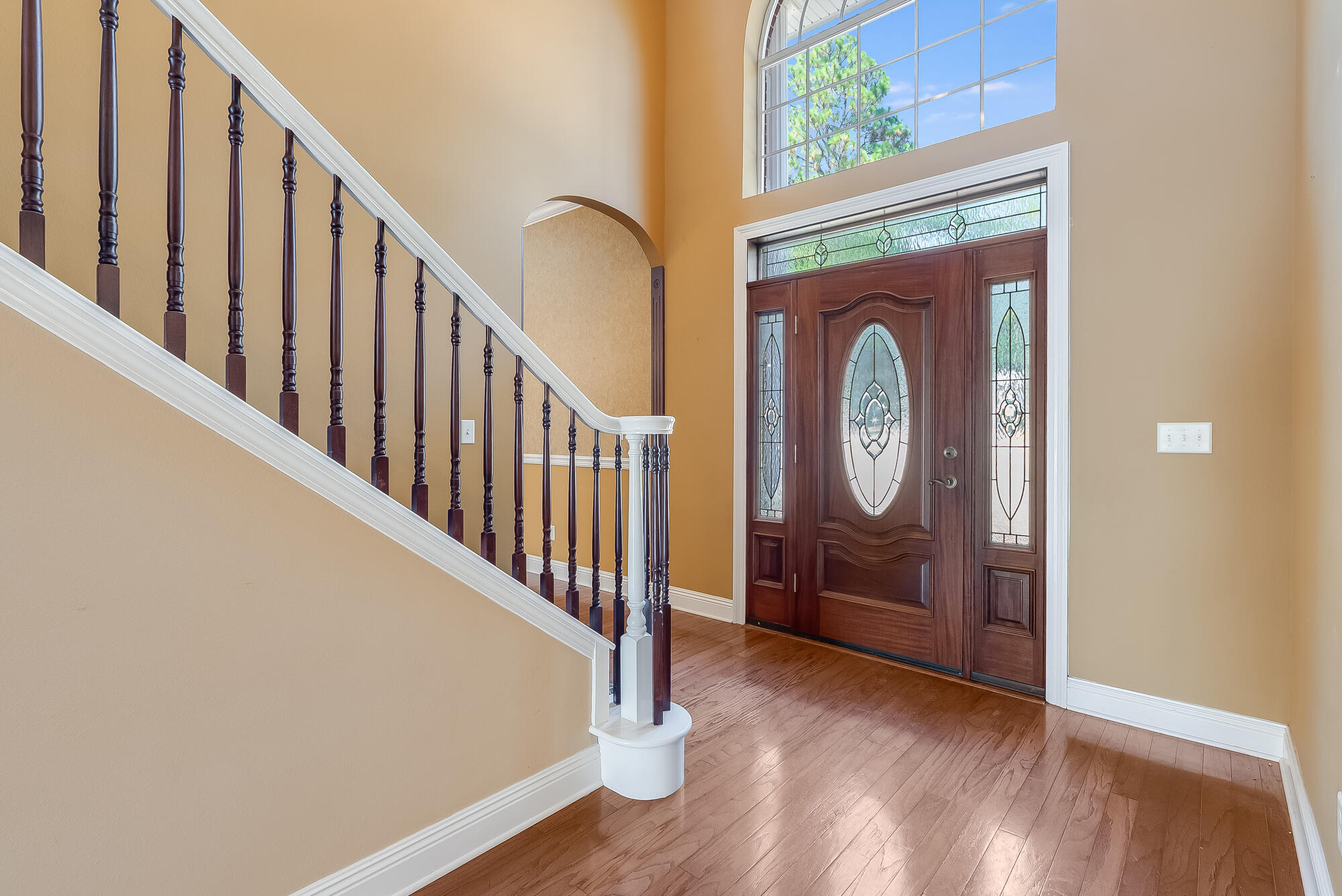 CRESTVIEW - Residential