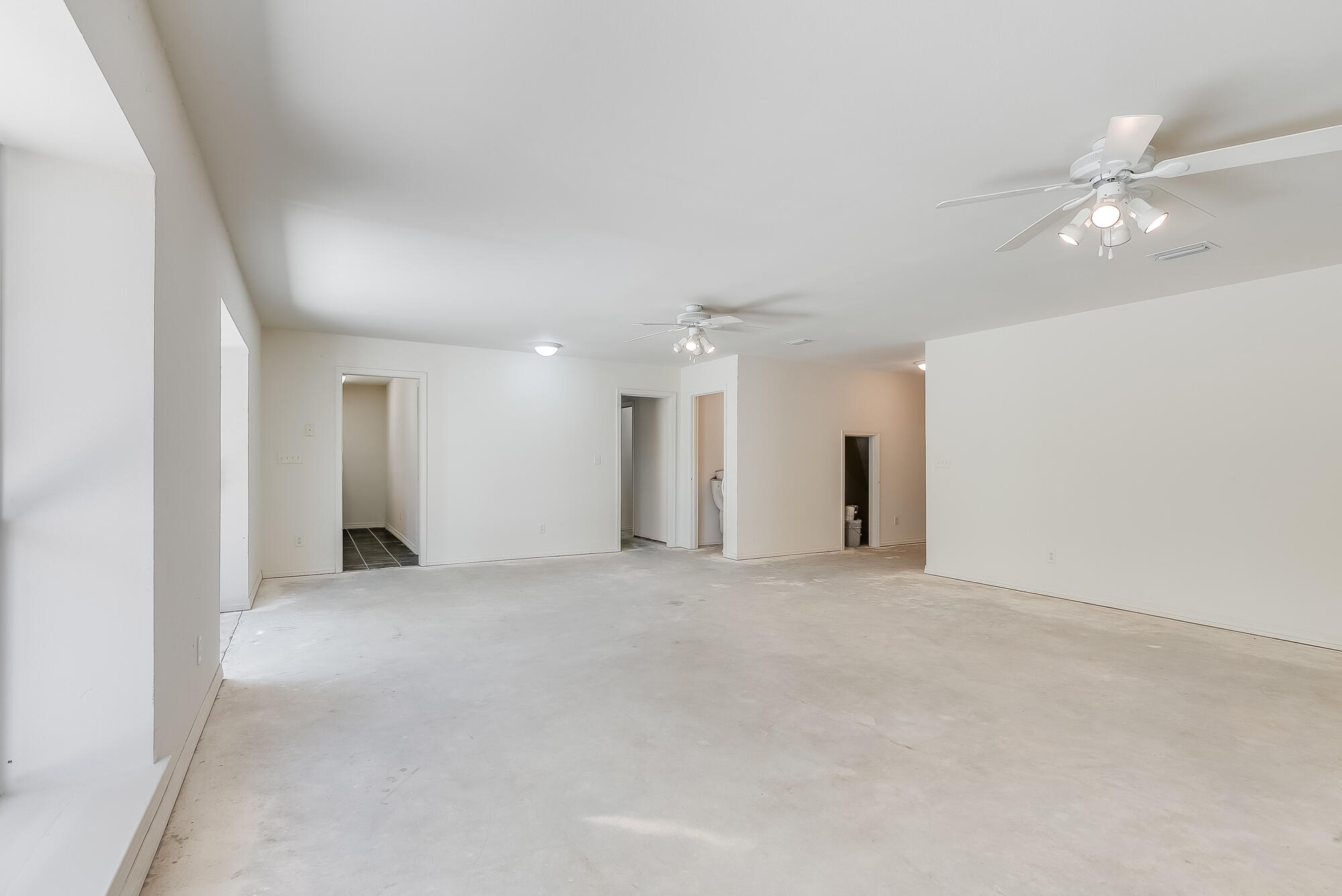 CRESTVIEW - Residential