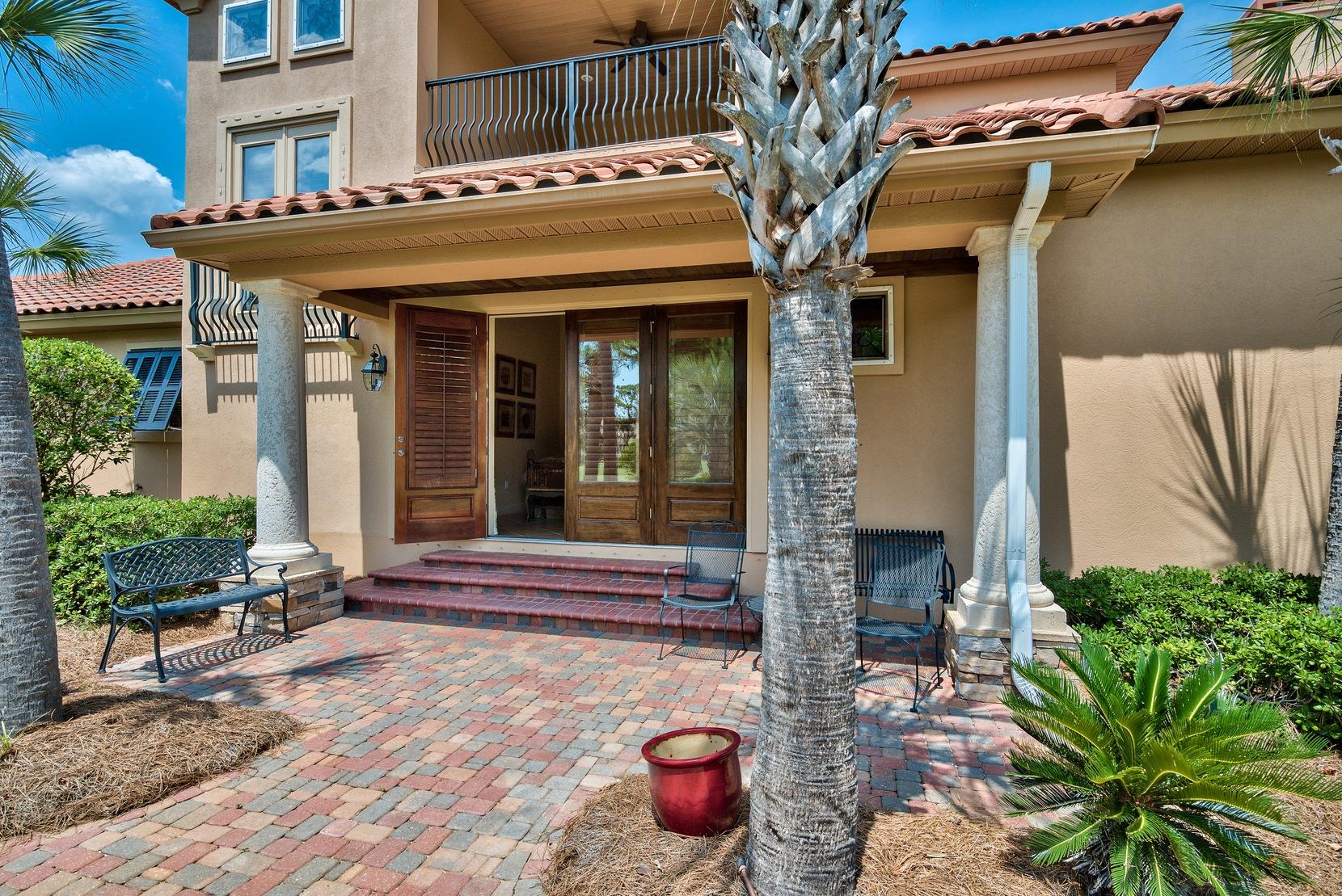 BURNT PINE - Residential