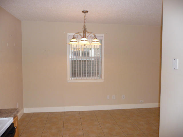 VALPARAISO PLAT #7 LOT 19 BLK 9 - Residential