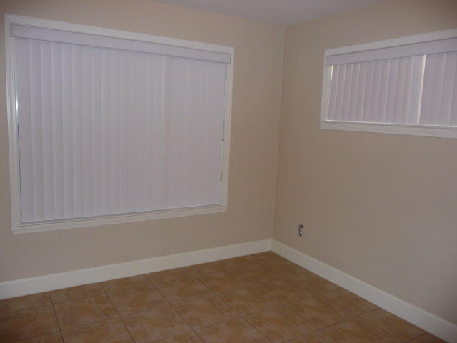 VALPARAISO PLAT #7 LOT 19 BLK 9 - Residential