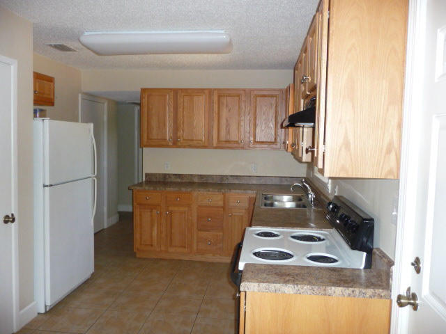 VALPARAISO PLAT #7 LOT 19 BLK 9 - Residential