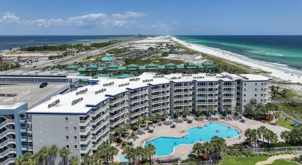 DESTIN WEST GULFSIDE VILLAS - Residential