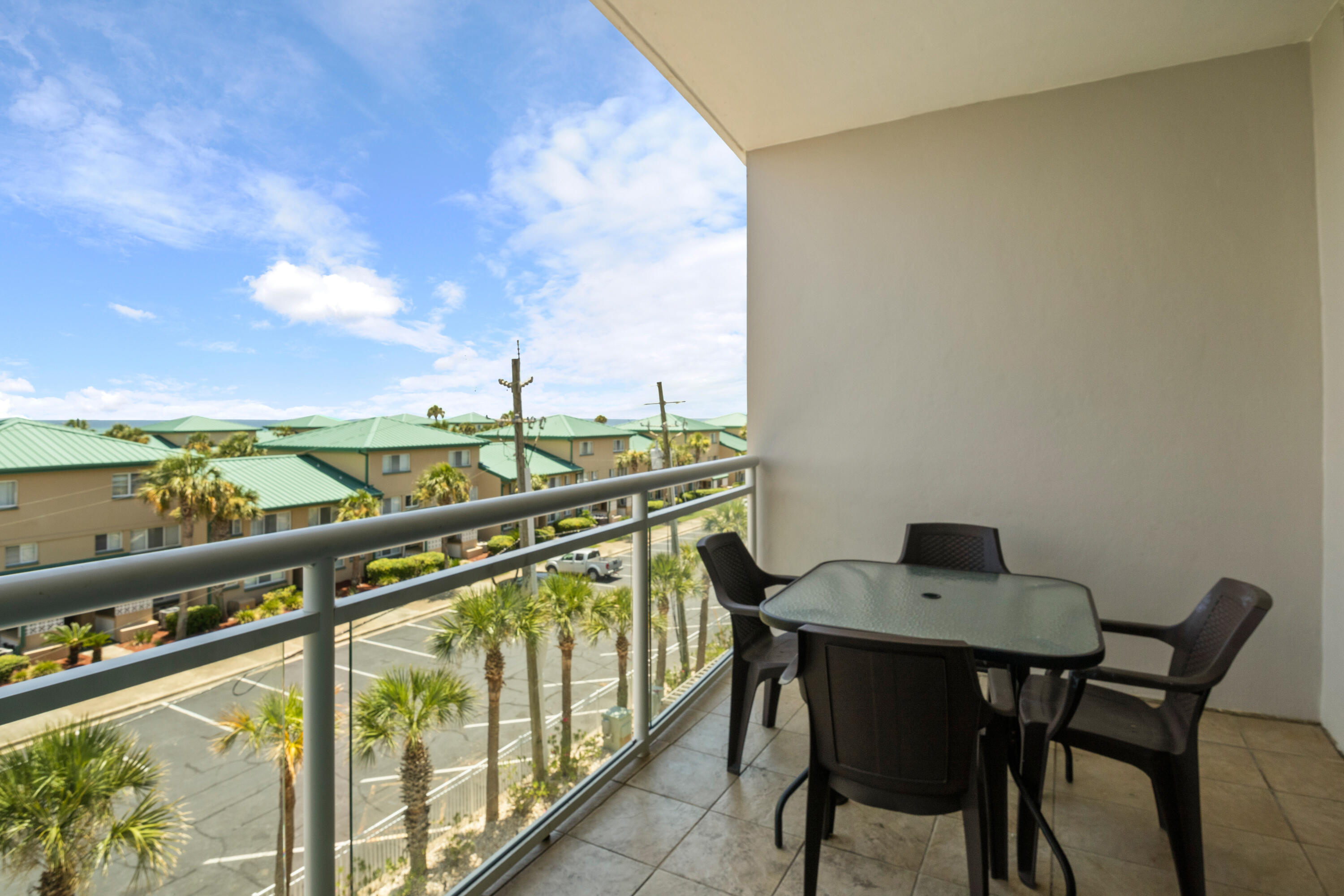 DESTIN WEST GULFSIDE VILLAS - Residential