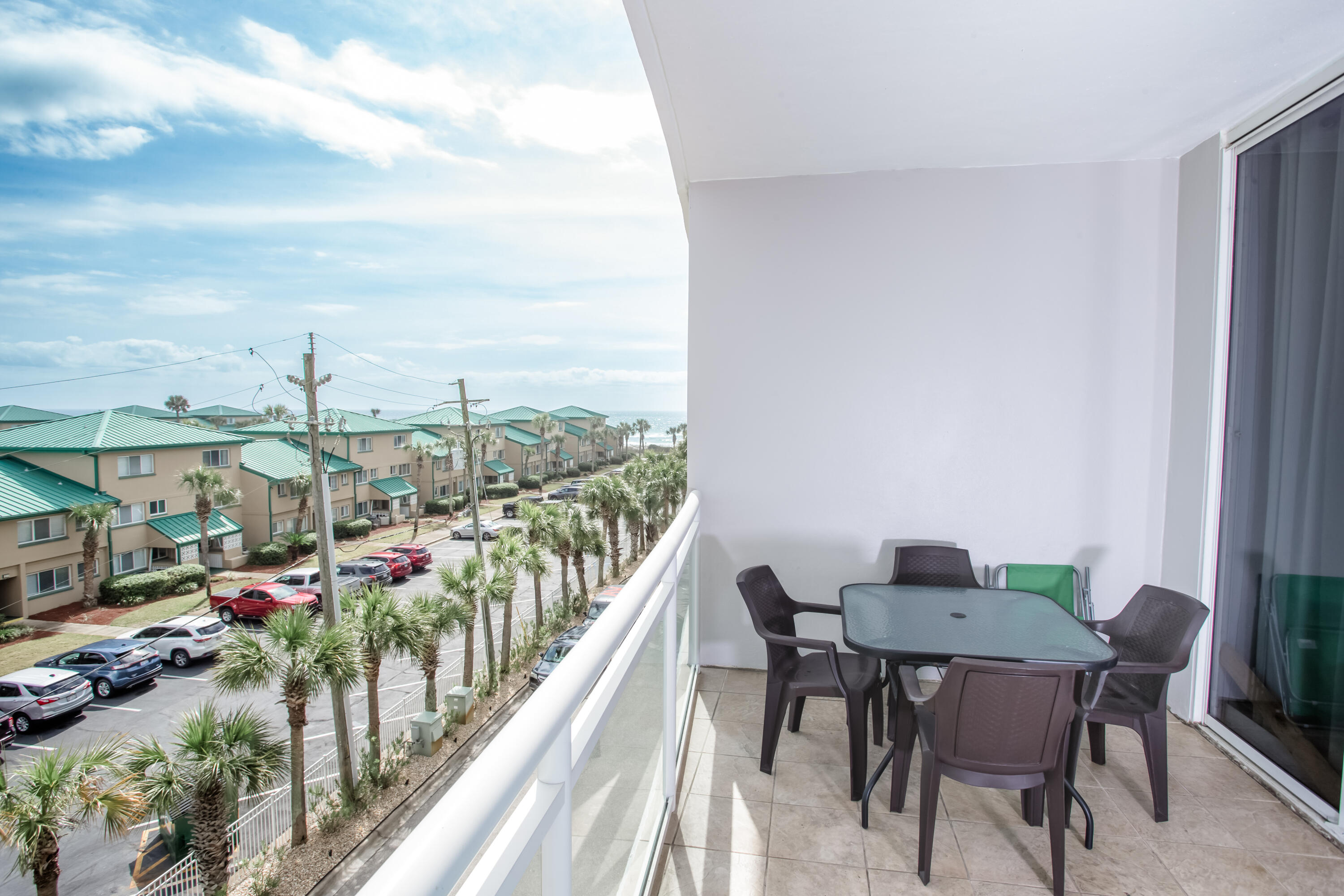 DESTIN WEST GULFSIDE VILLAS - Residential