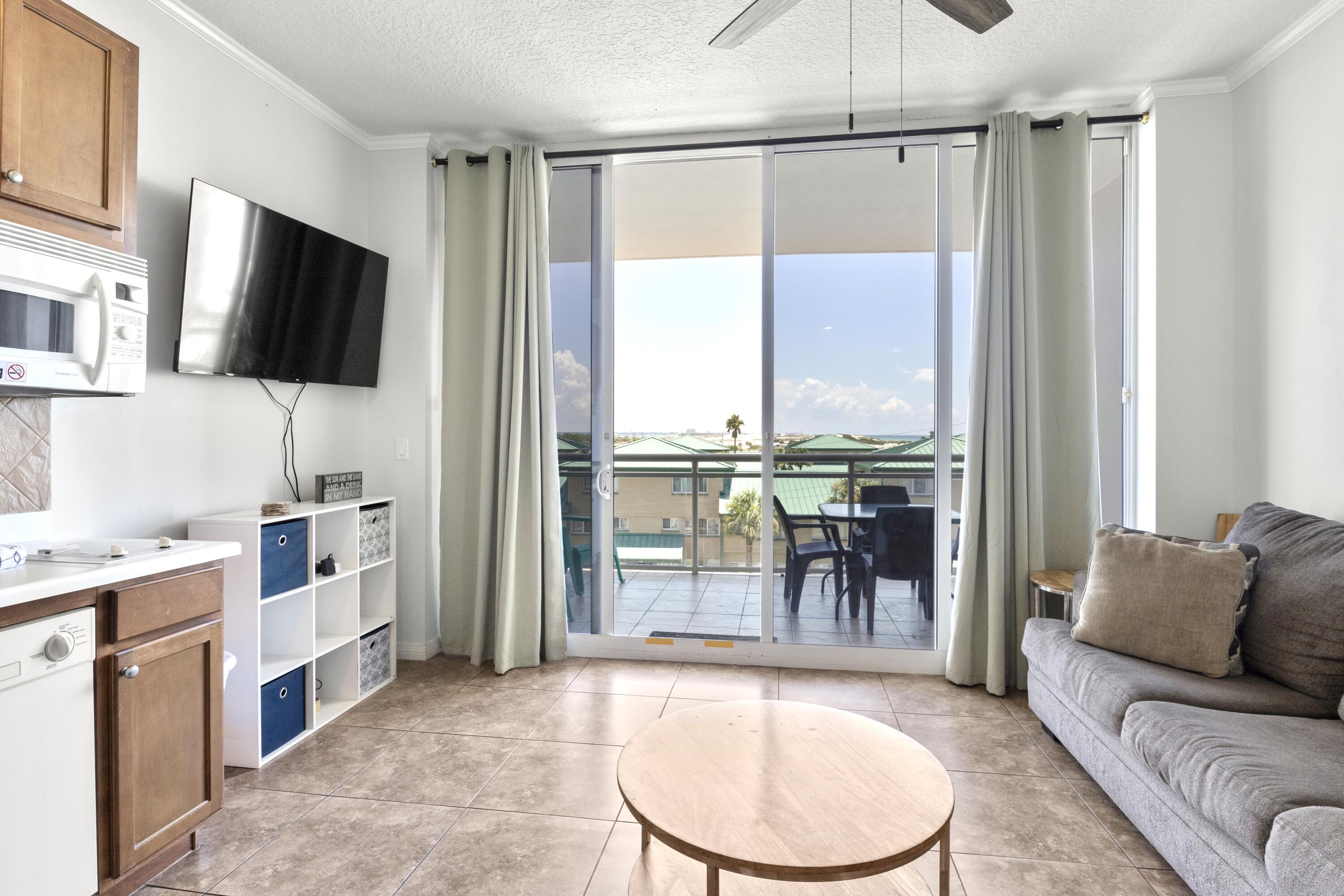 DESTIN WEST GULFSIDE VILLAS - Residential