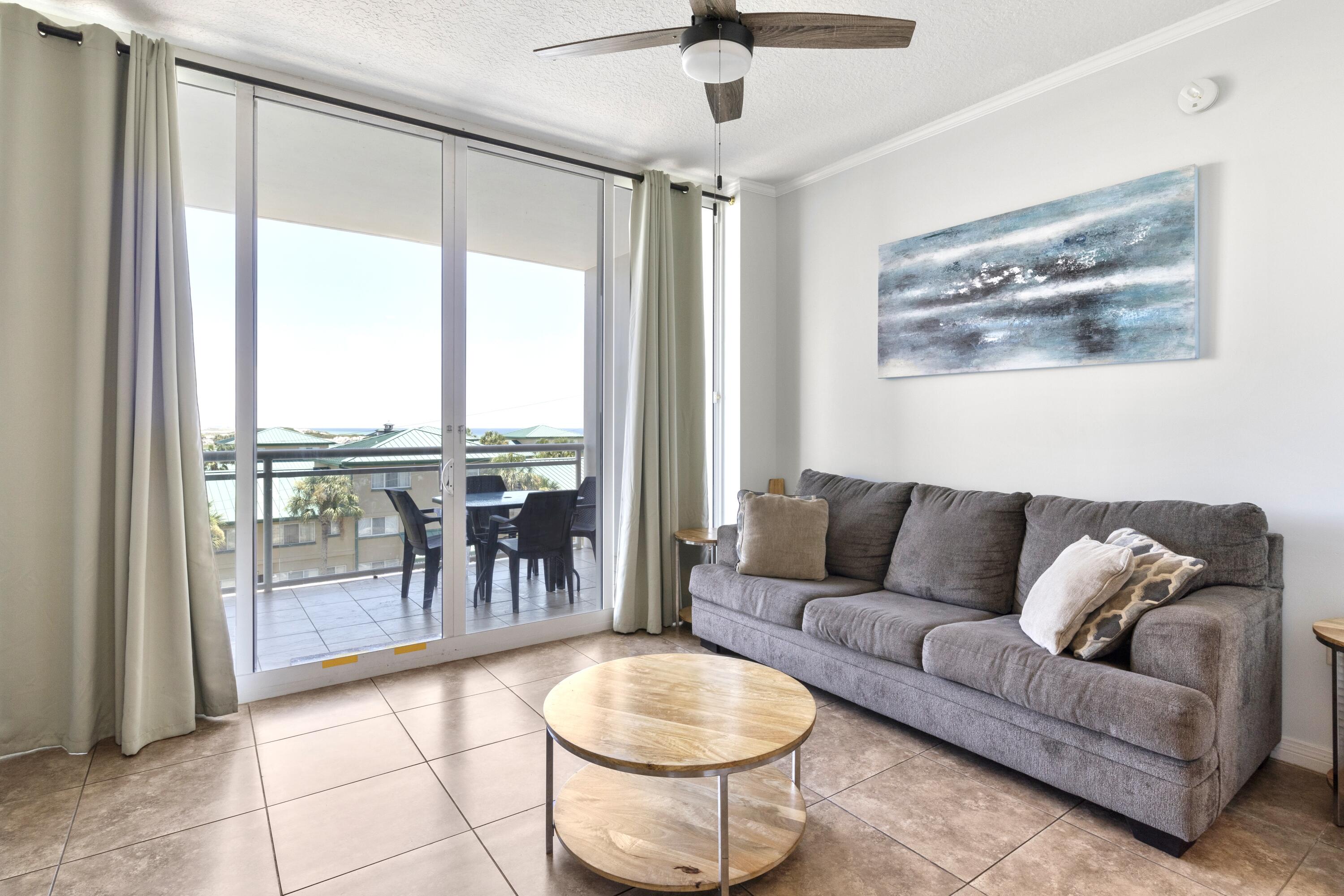 DESTIN WEST GULFSIDE VILLAS - Residential
