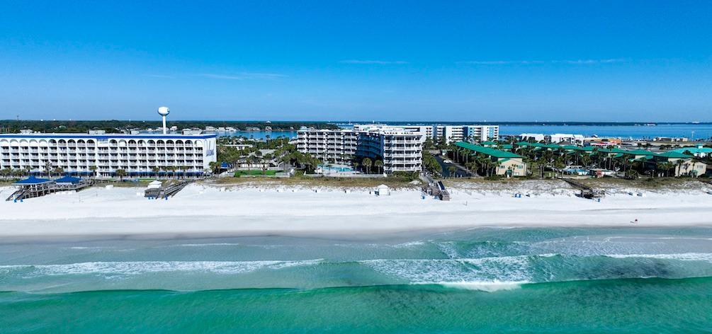 DESTIN WEST GULFSIDE VILLAS - Residential
