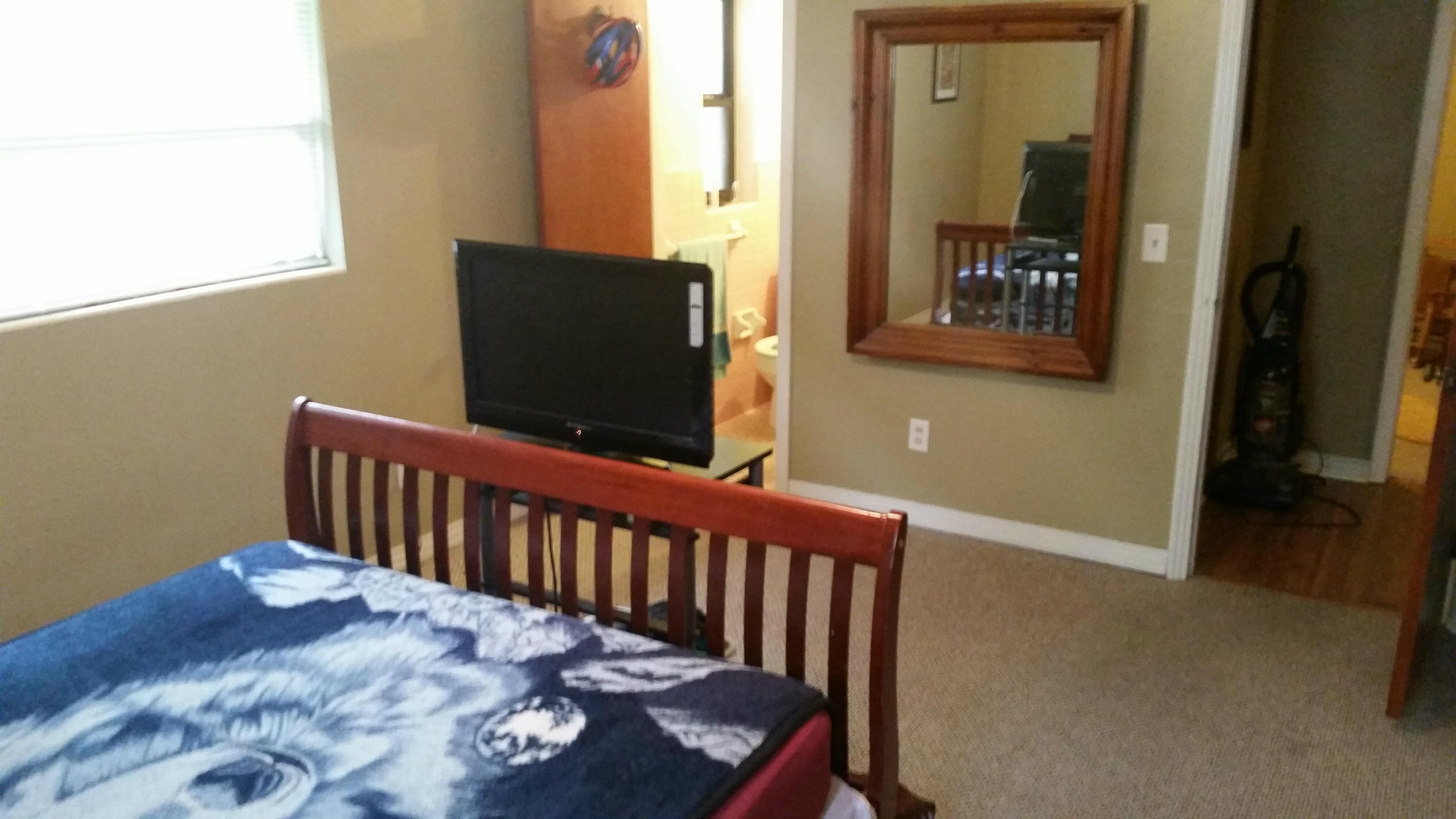 ELLIOTTS POINT - Residential