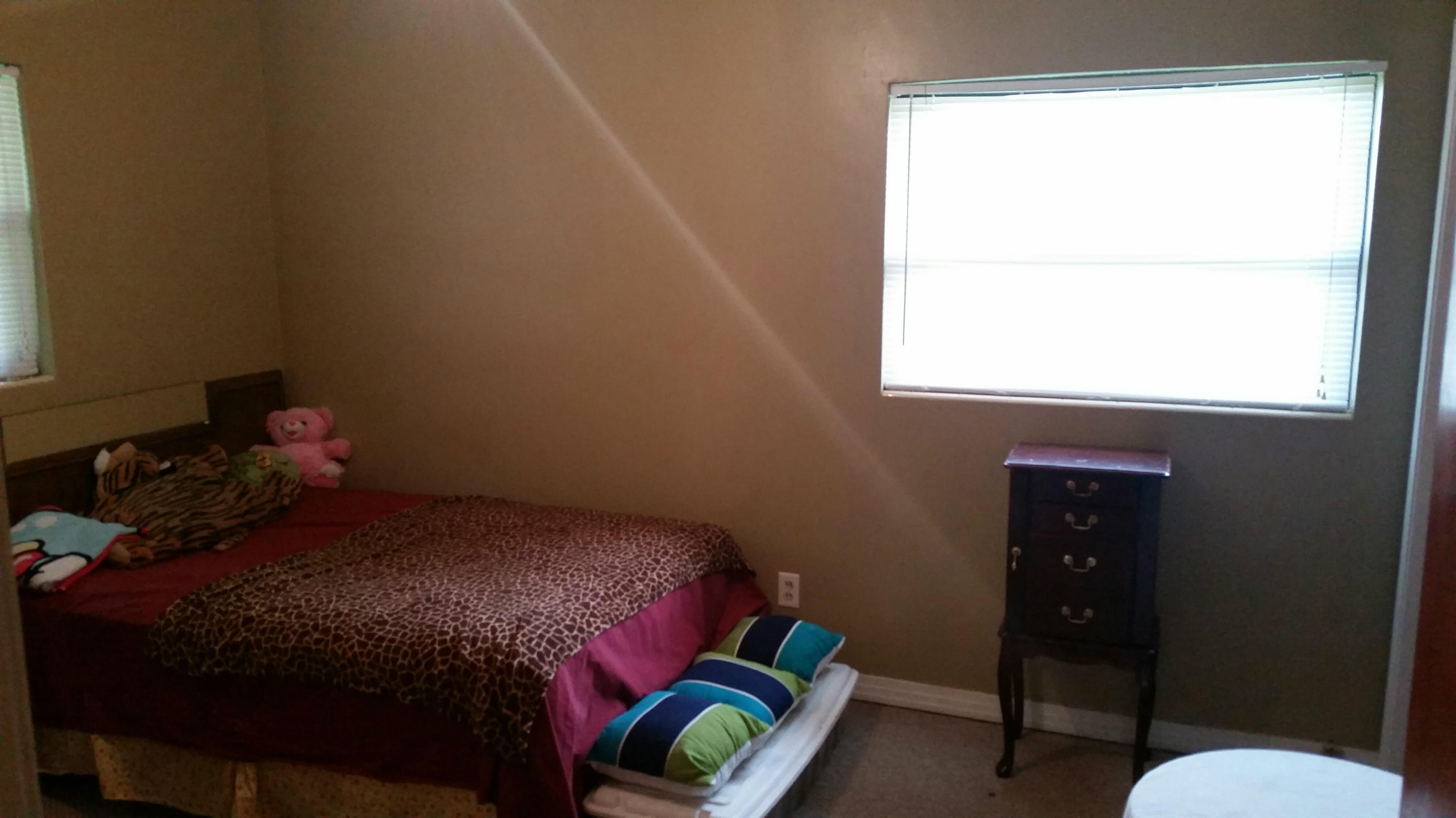 ELLIOTTS POINT - Residential