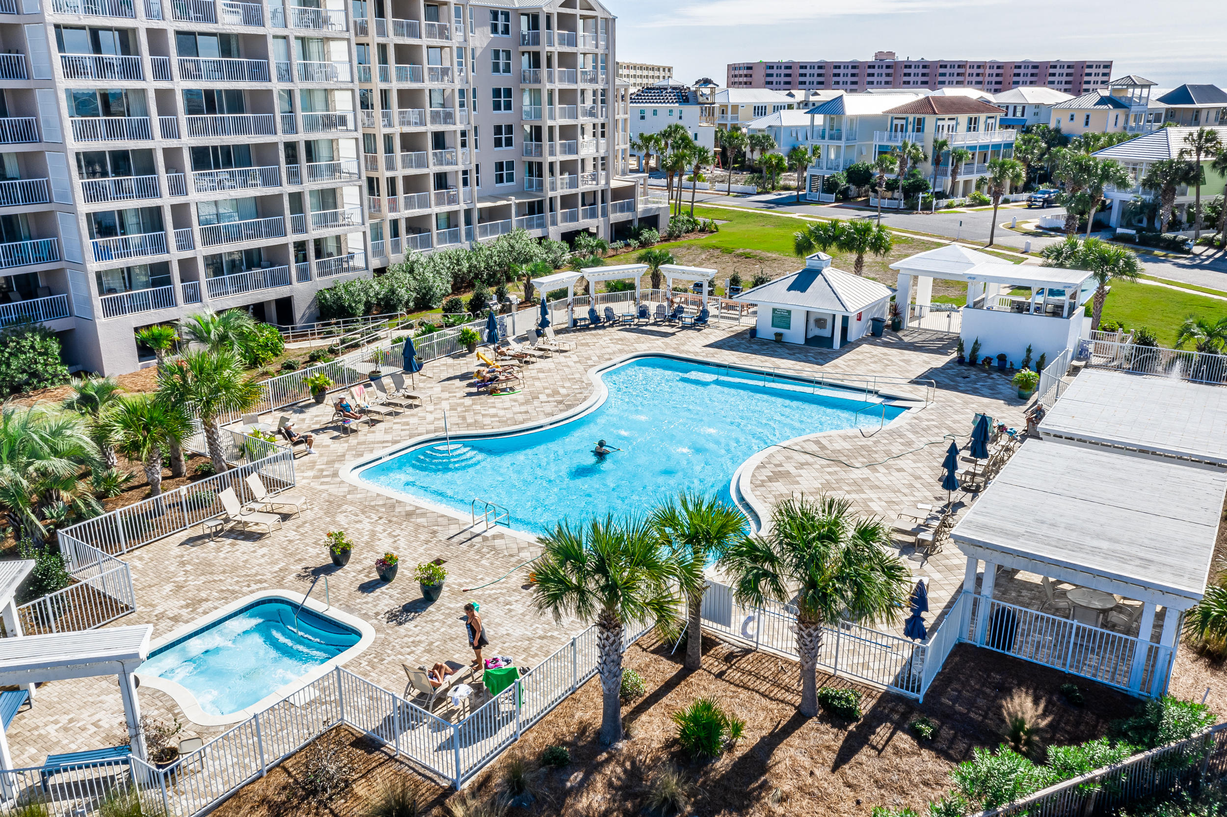 DESTIN POINTE - Residential