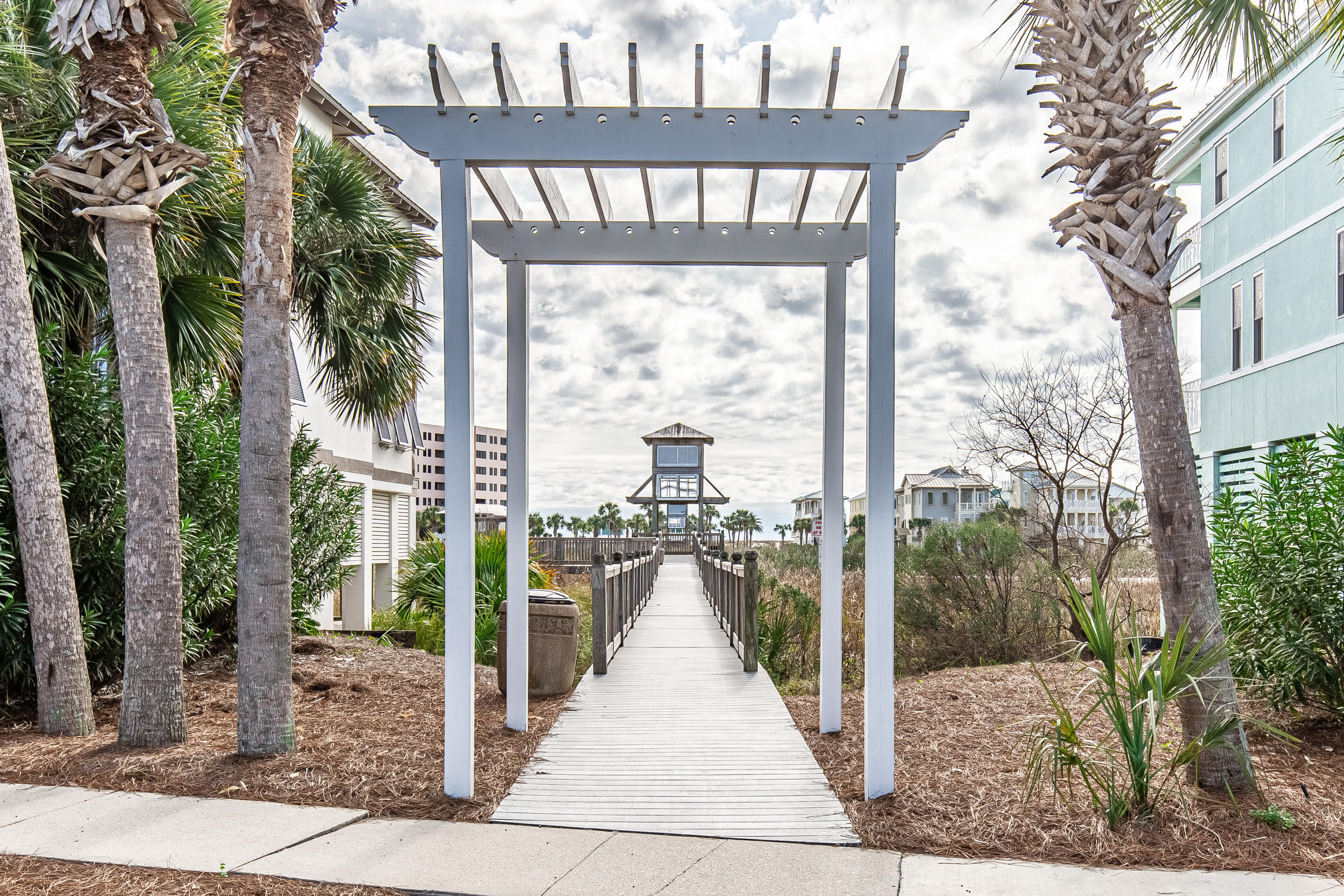 DESTIN POINTE - Residential