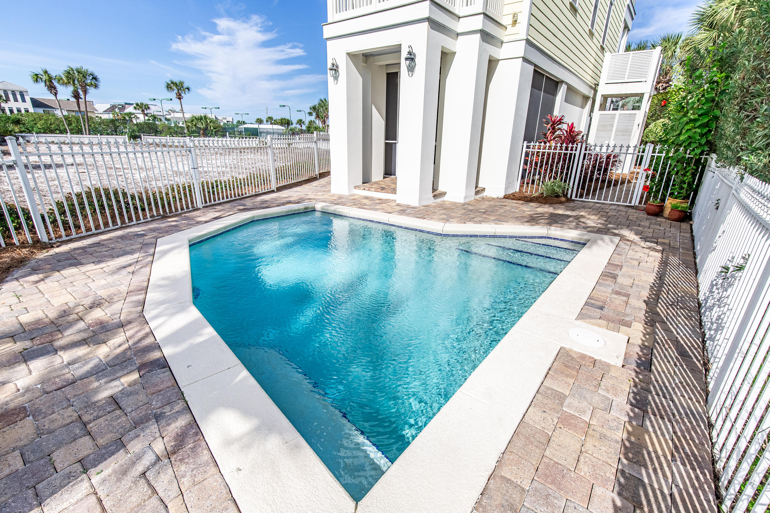 DESTIN POINTE - Residential