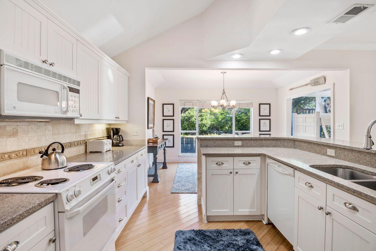 BAYPINES (SANDESTIN) - Residential